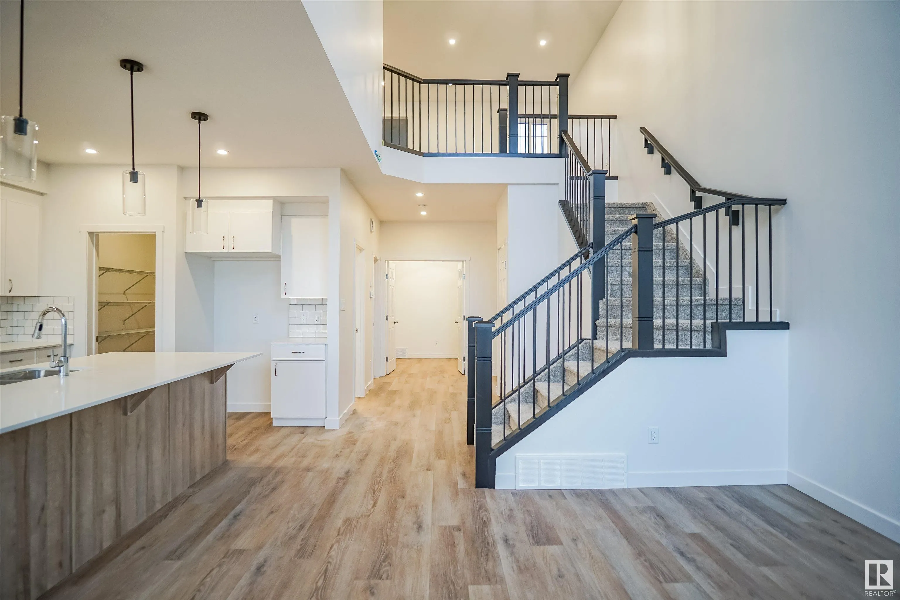195 Caledon