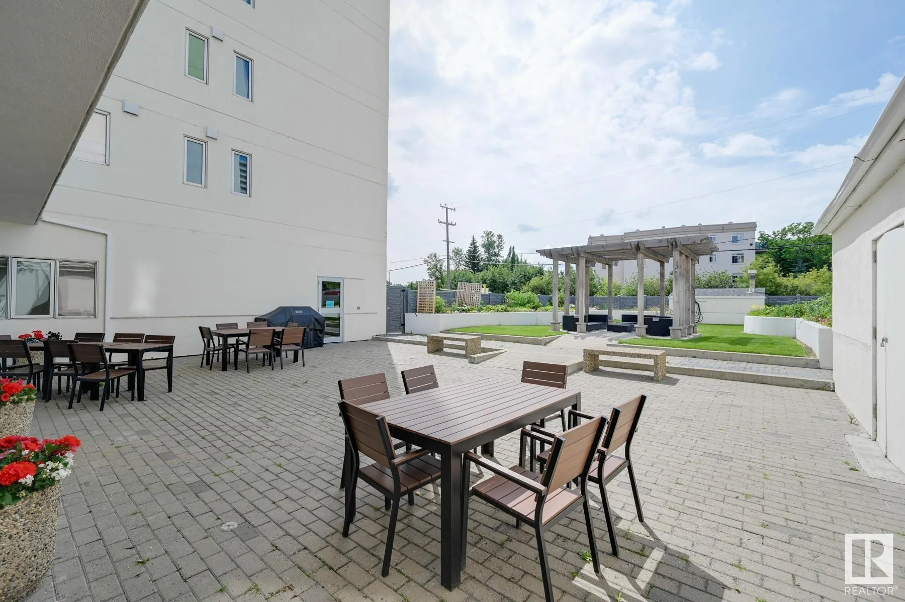 10731 SASKATCHEWAN Drive