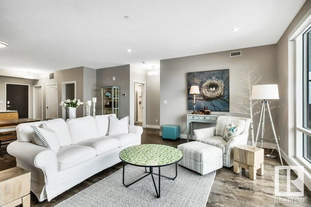 200 Bellerose Drive