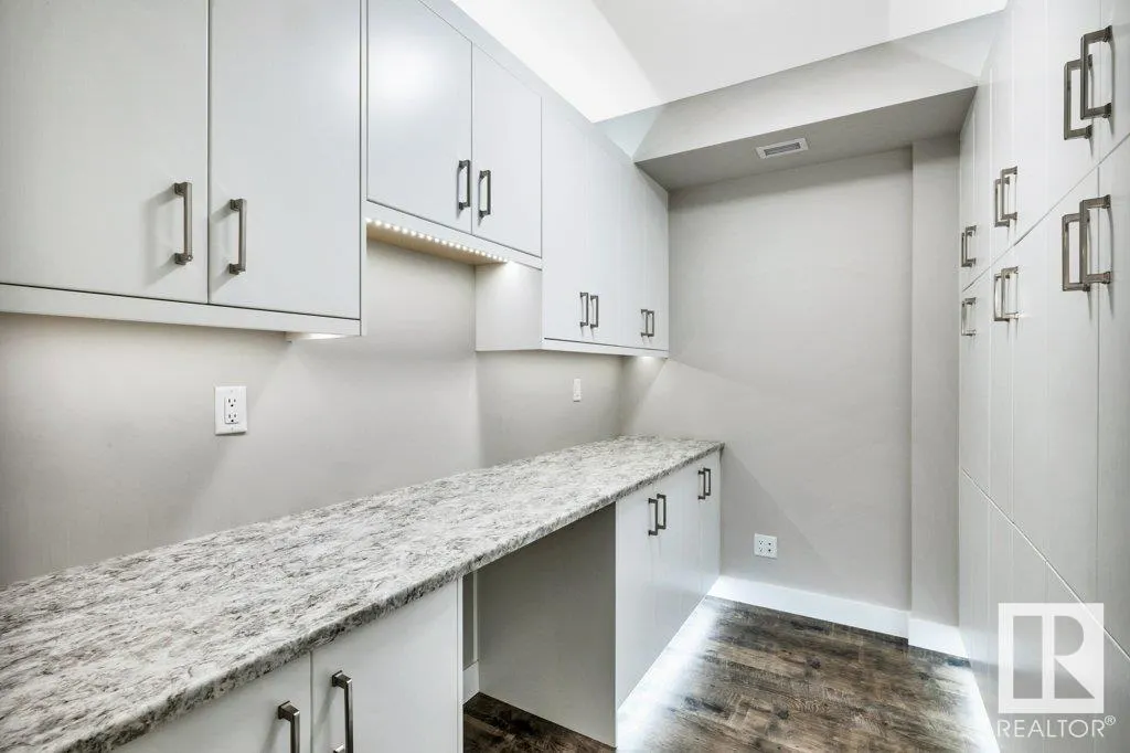 200 Bellerose Drive