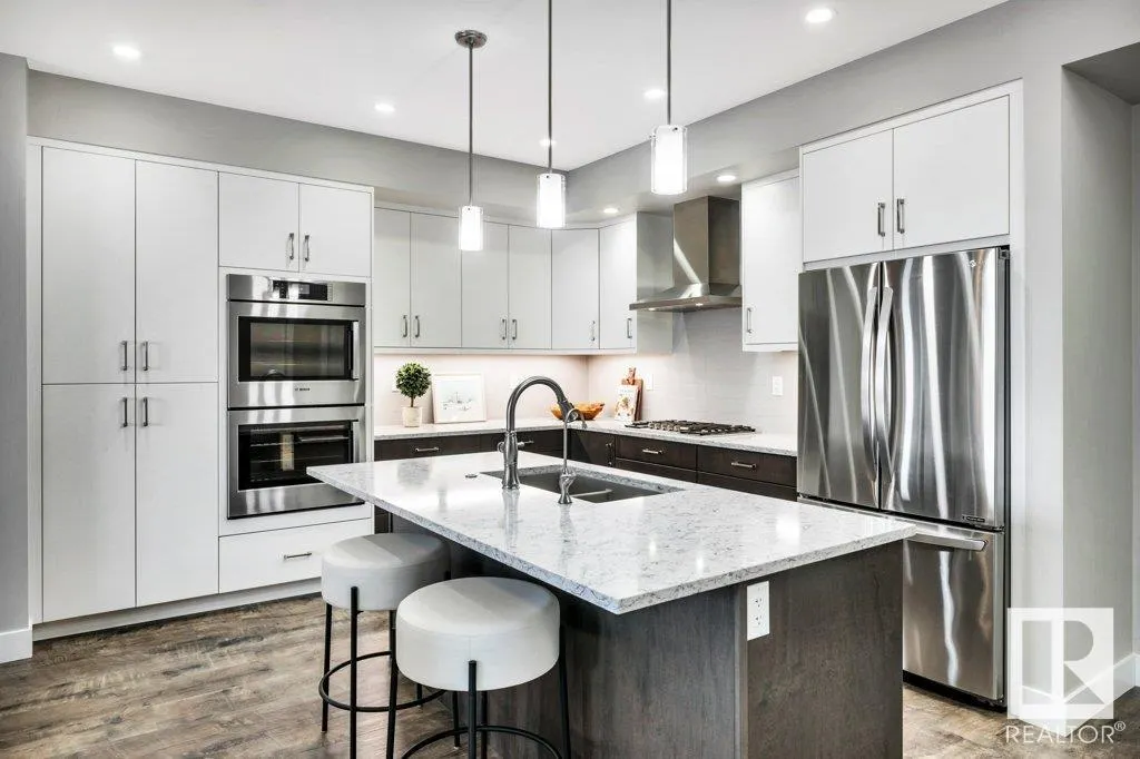 200 Bellerose Drive