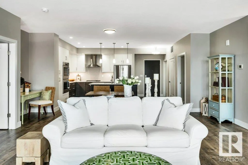 200 Bellerose Drive