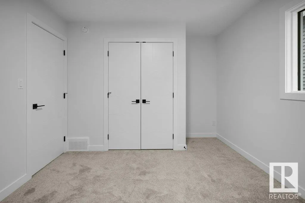 113 Edgefield Way
