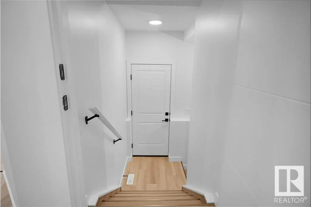 113 Edgefield Way