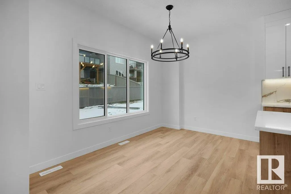 113 Edgefield Way
