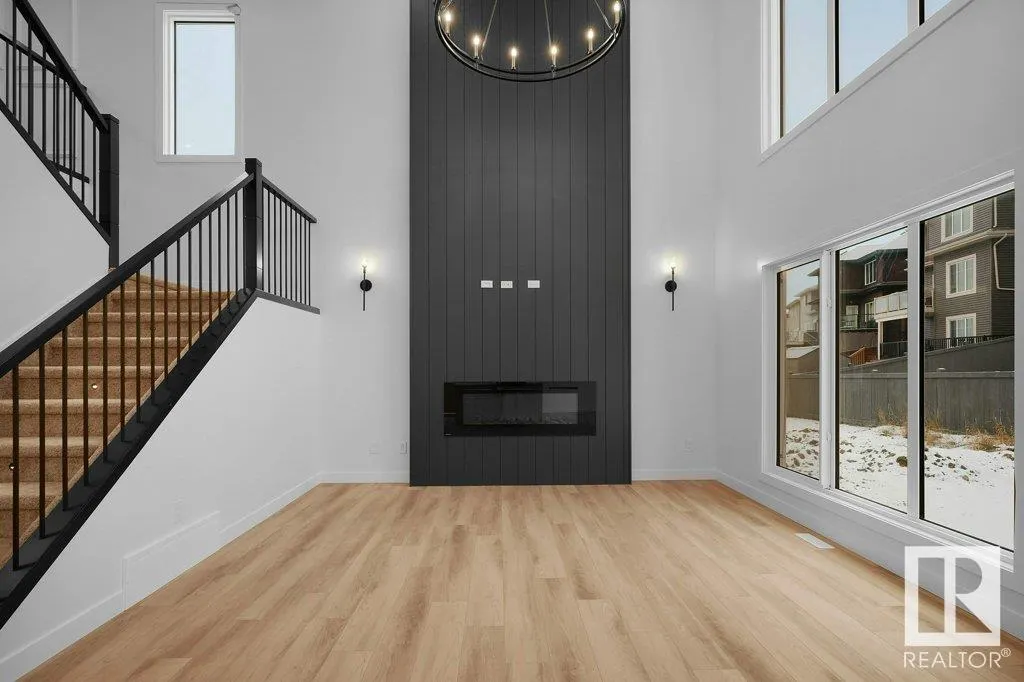 113 Edgefield Way