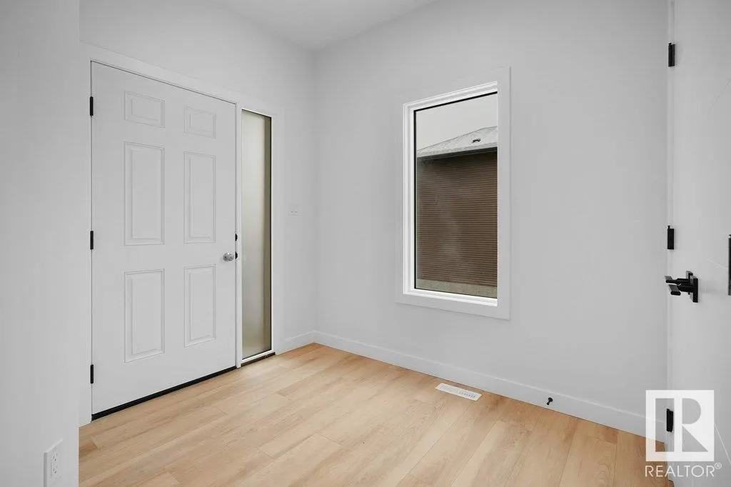 113 Edgefield Way