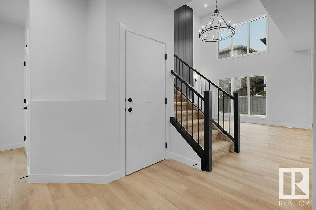113 Edgefield Way