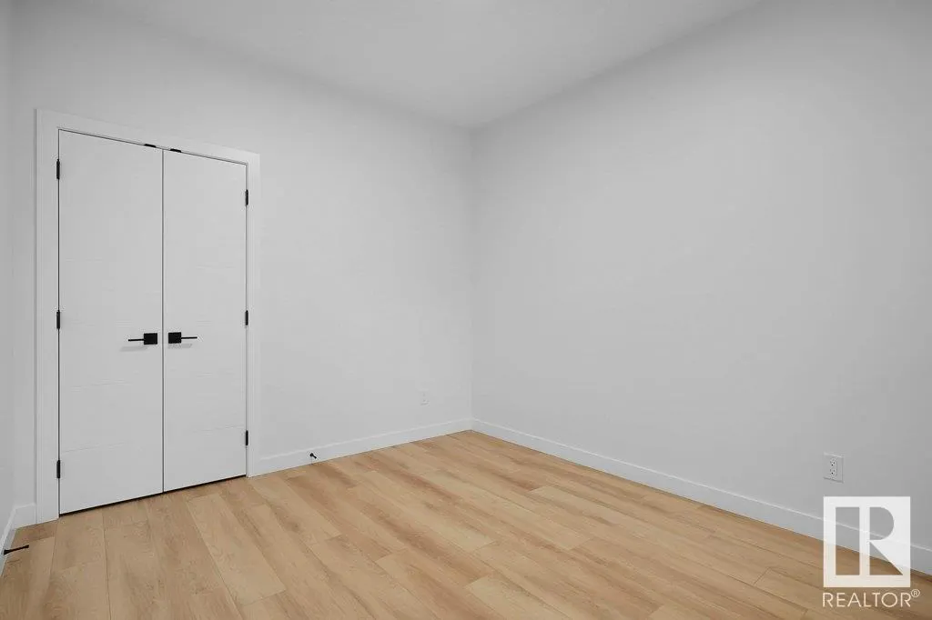 113 Edgefield Way