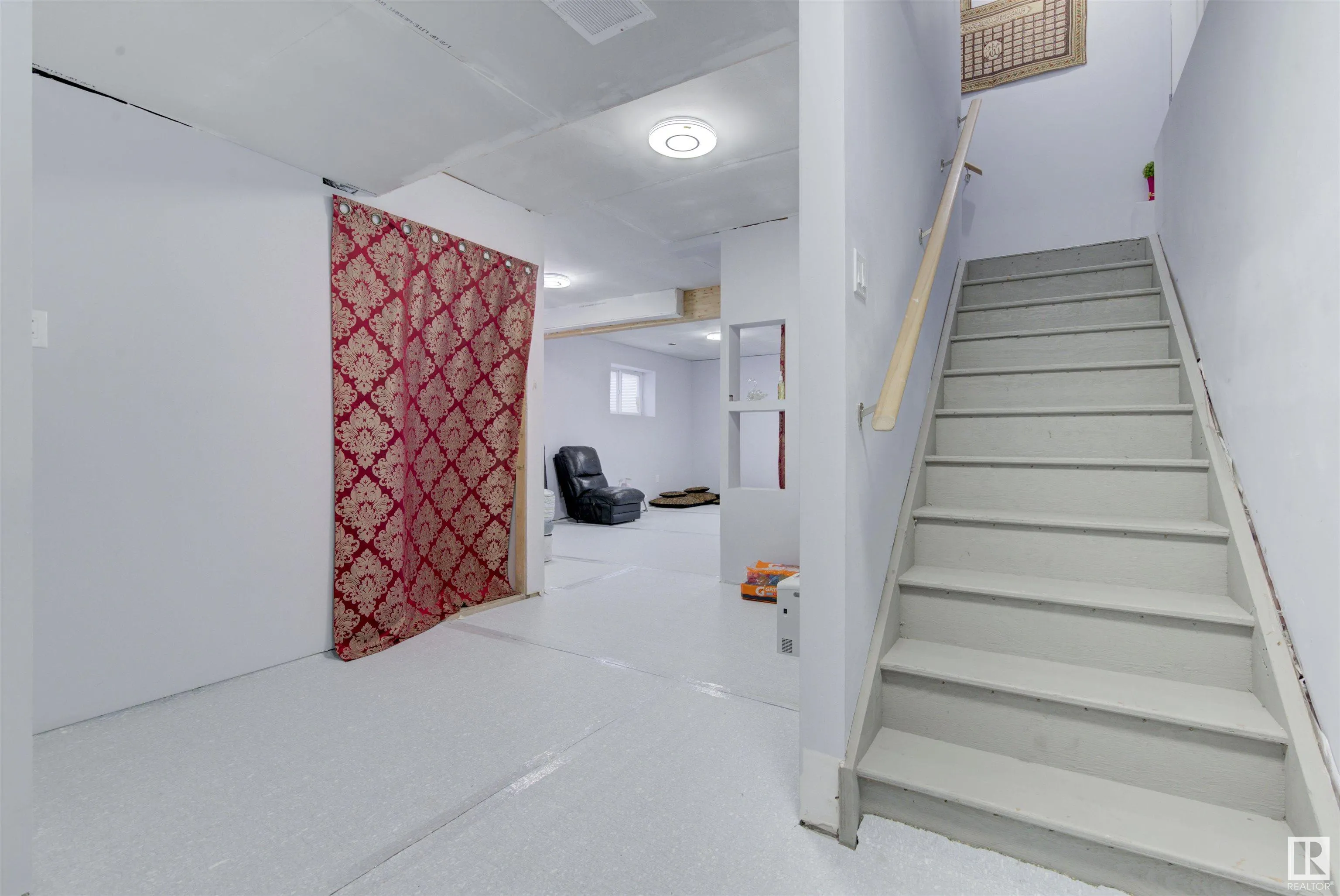 8452 CUSHING Court