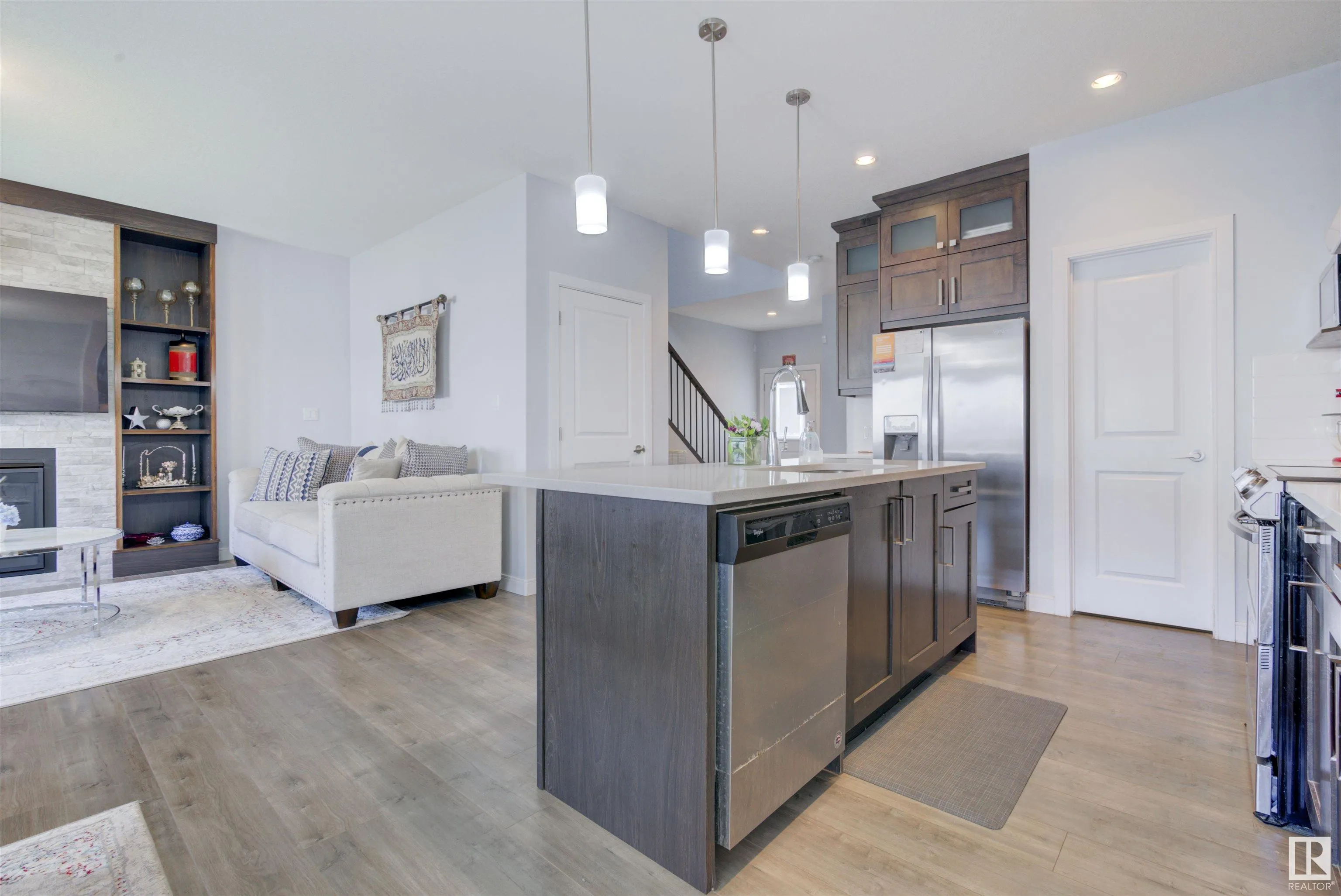 8452 CUSHING Court
