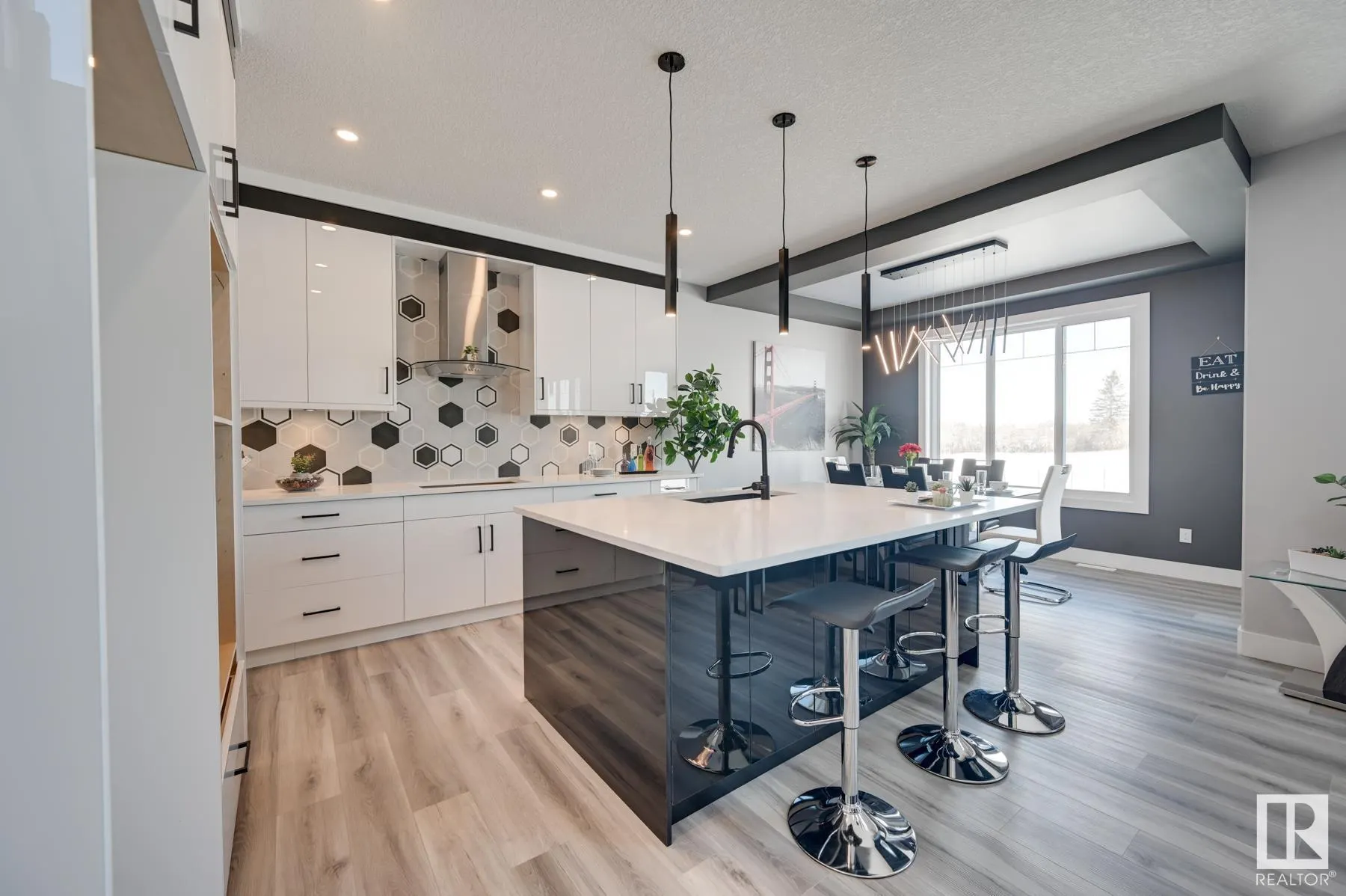 1 Blackbird Bend