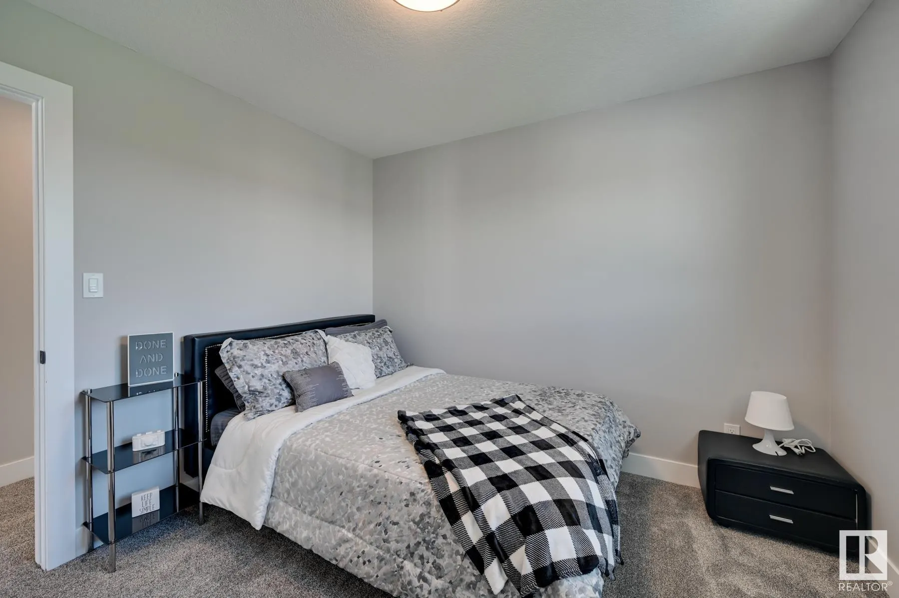 1 Blackbird Bend