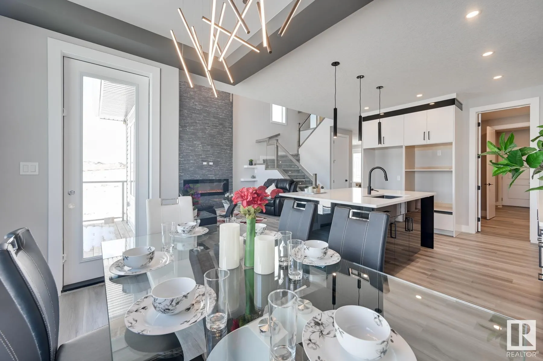 1 Blackbird Bend