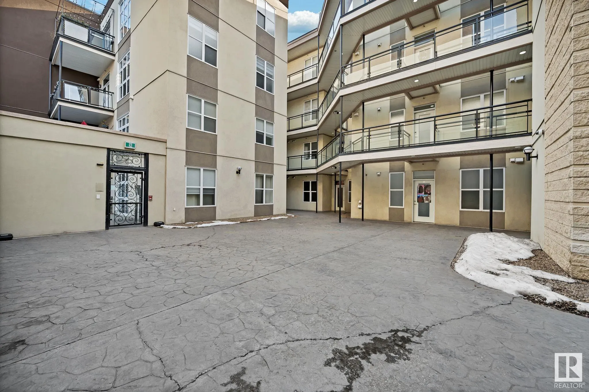 10403 122 Street