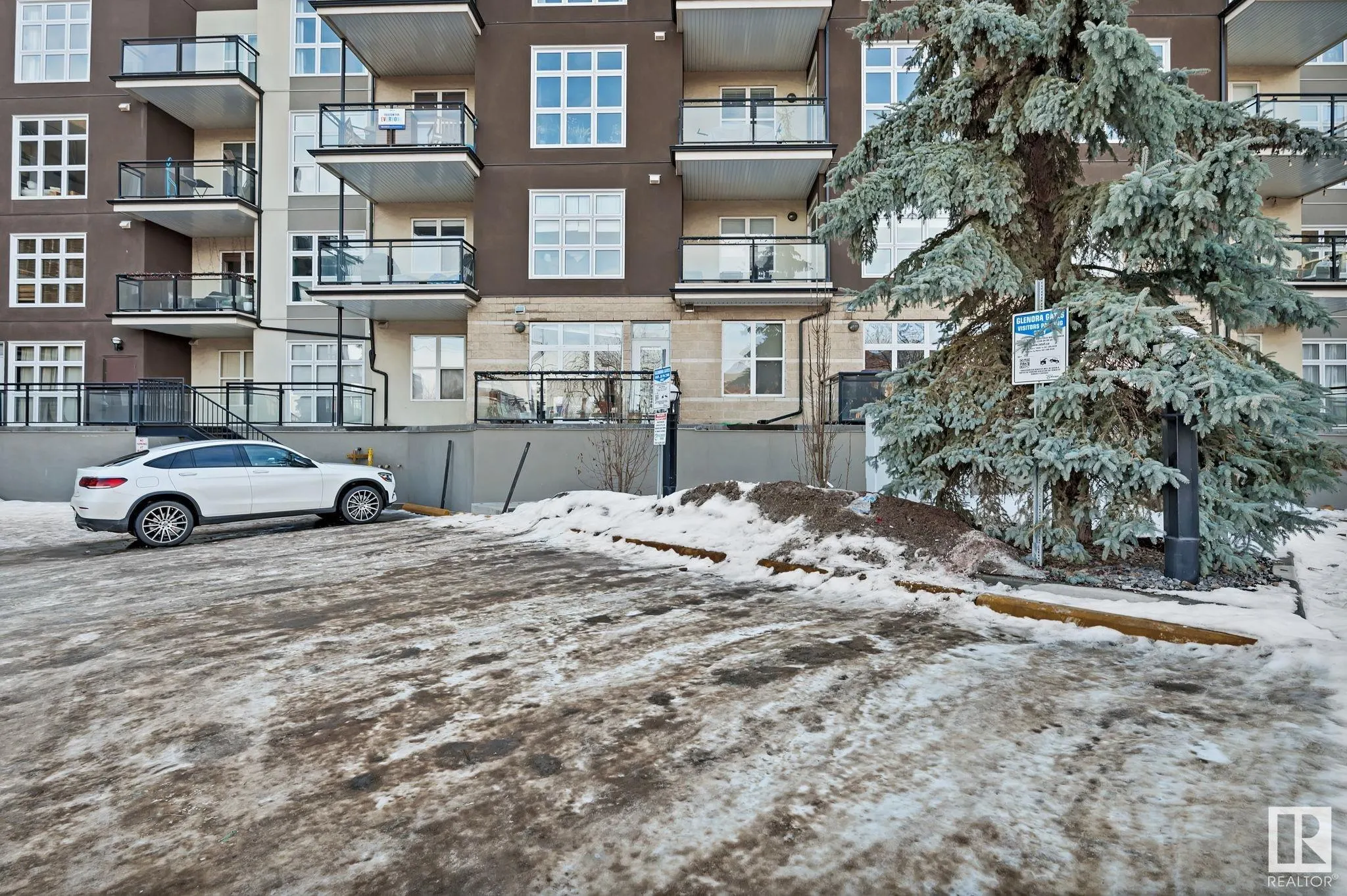 10403 122 Street