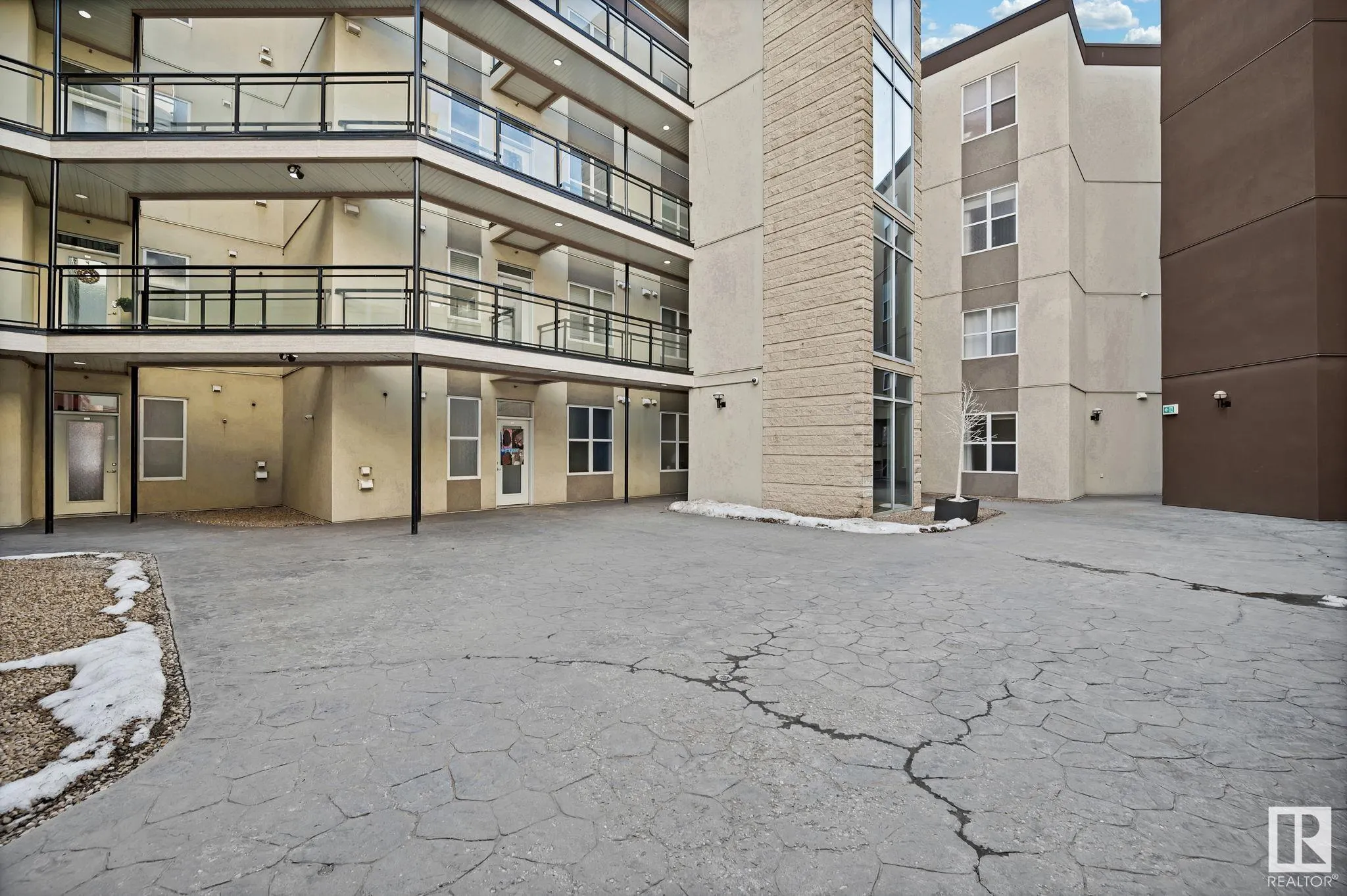 10403 122 Street