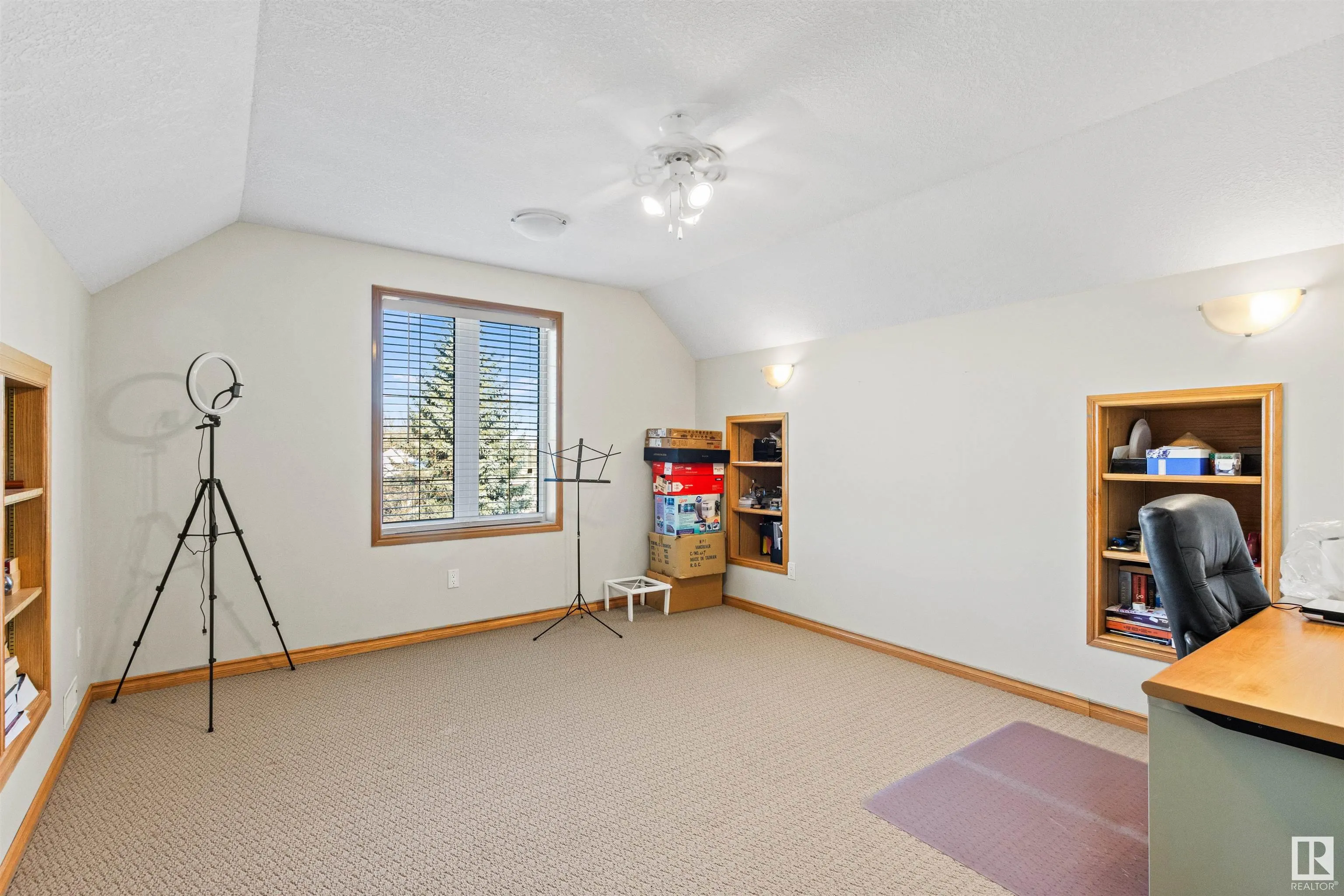 1061 TORY Road