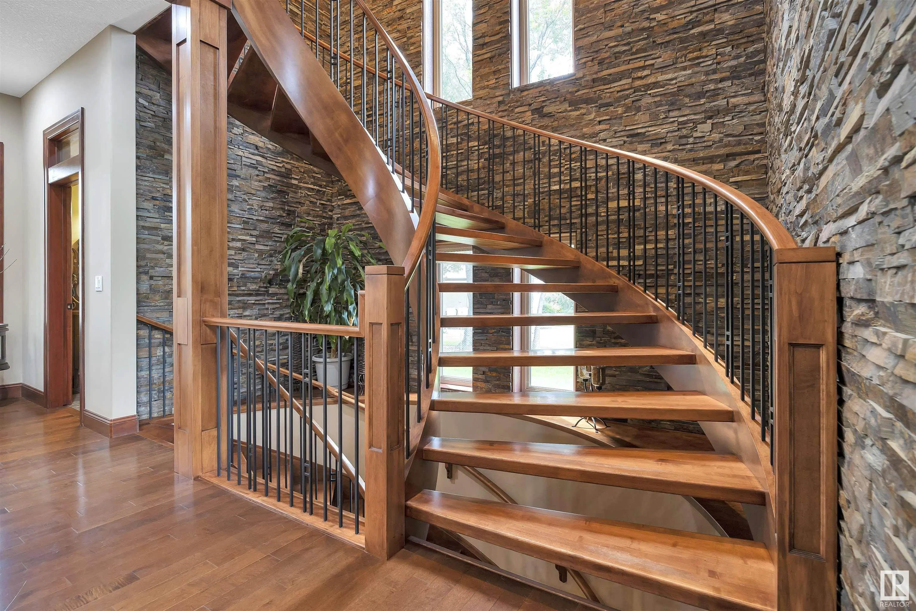 148 WINDERMERE Crescent