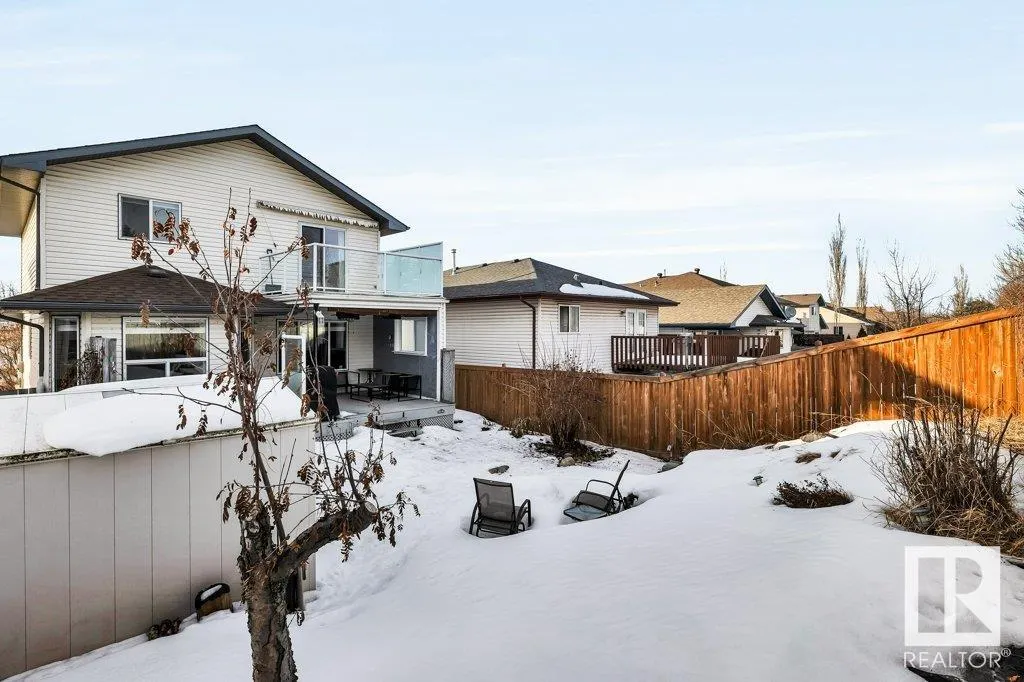28 HAWTHORNE Crescent
