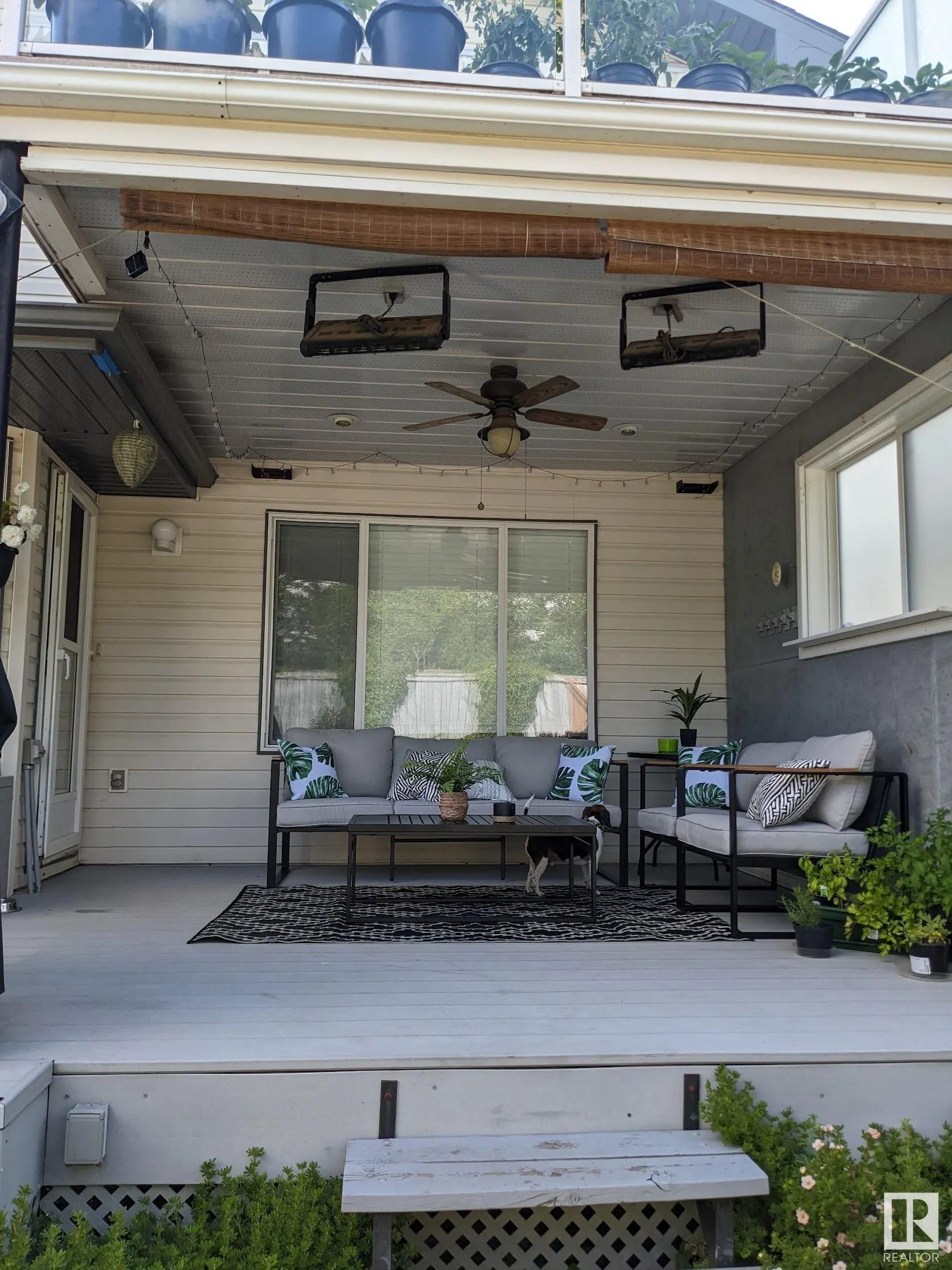 28 HAWTHORNE Crescent