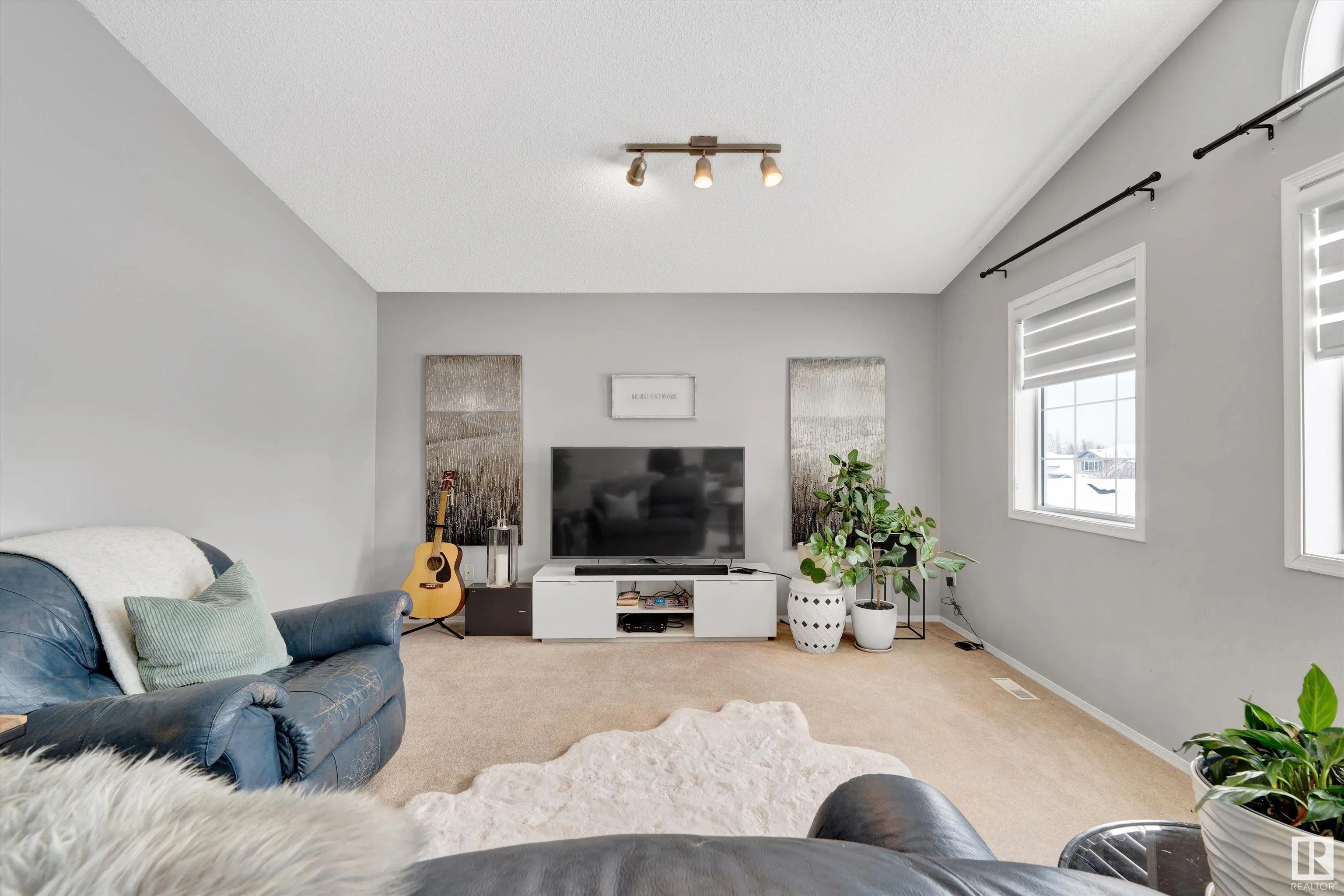38 FOXBORO Grove