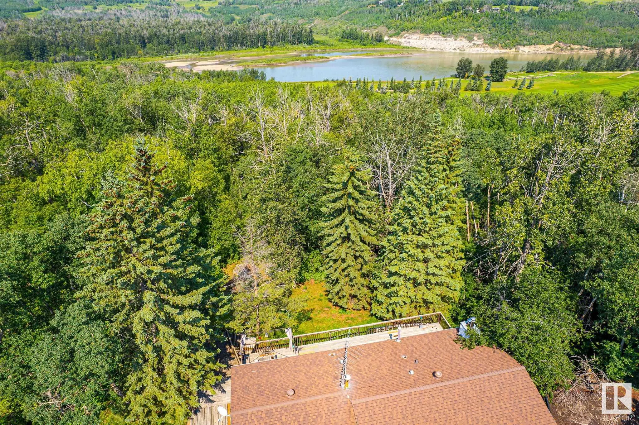 108 WINDERMERE Drive