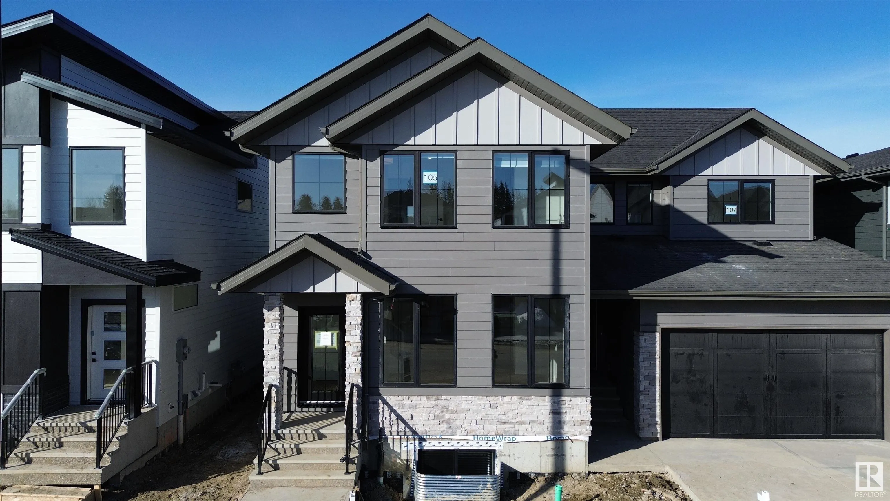 105 Newbury Ci