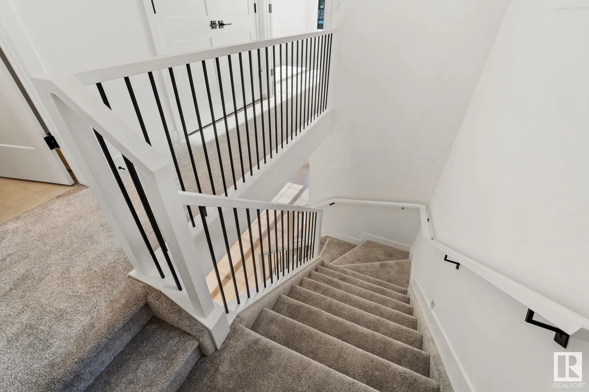 105 Newbury Ci
