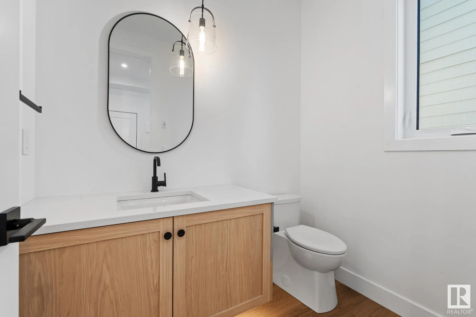 105 Newbury Ci