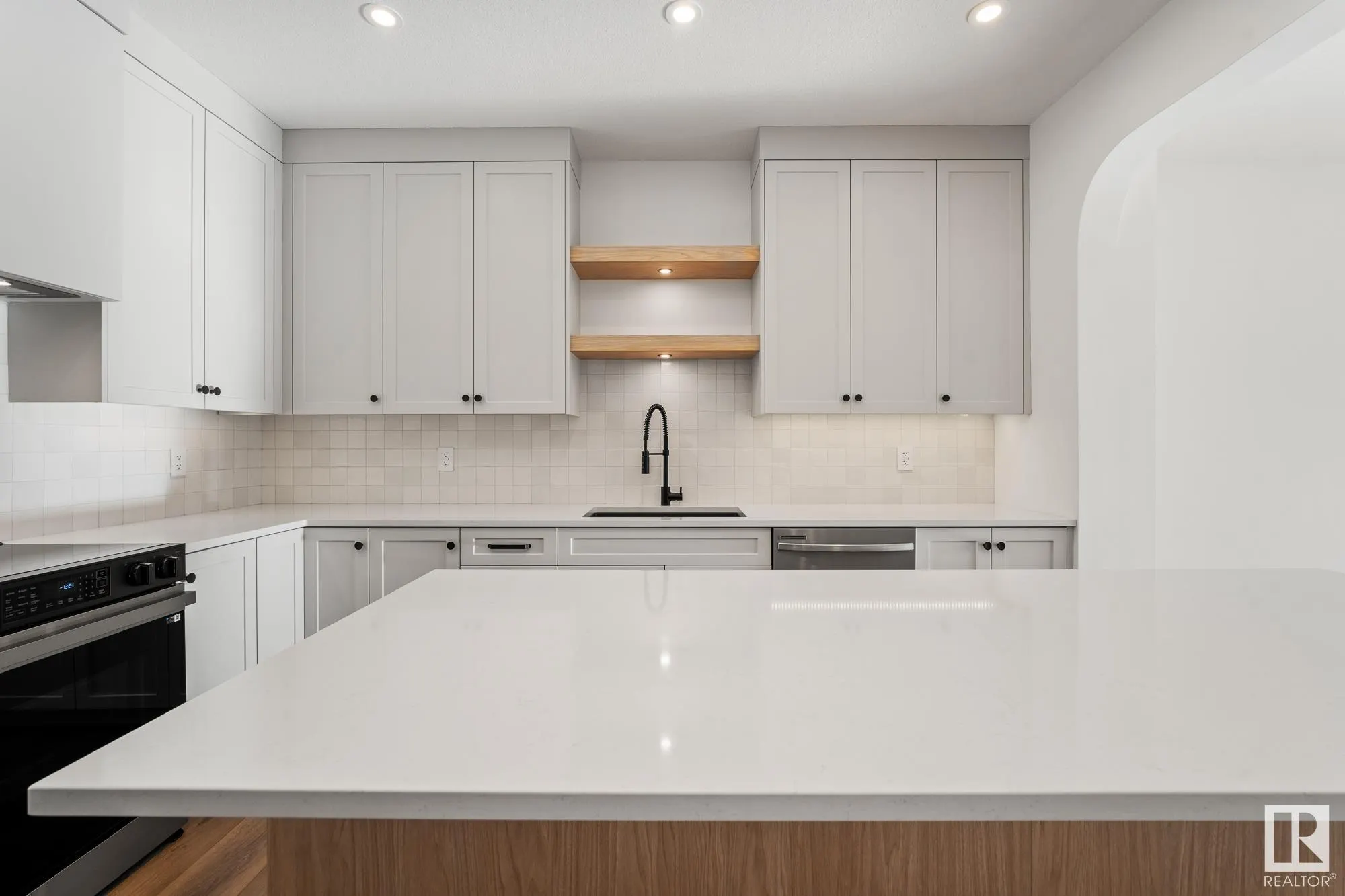 105 Newbury Ci