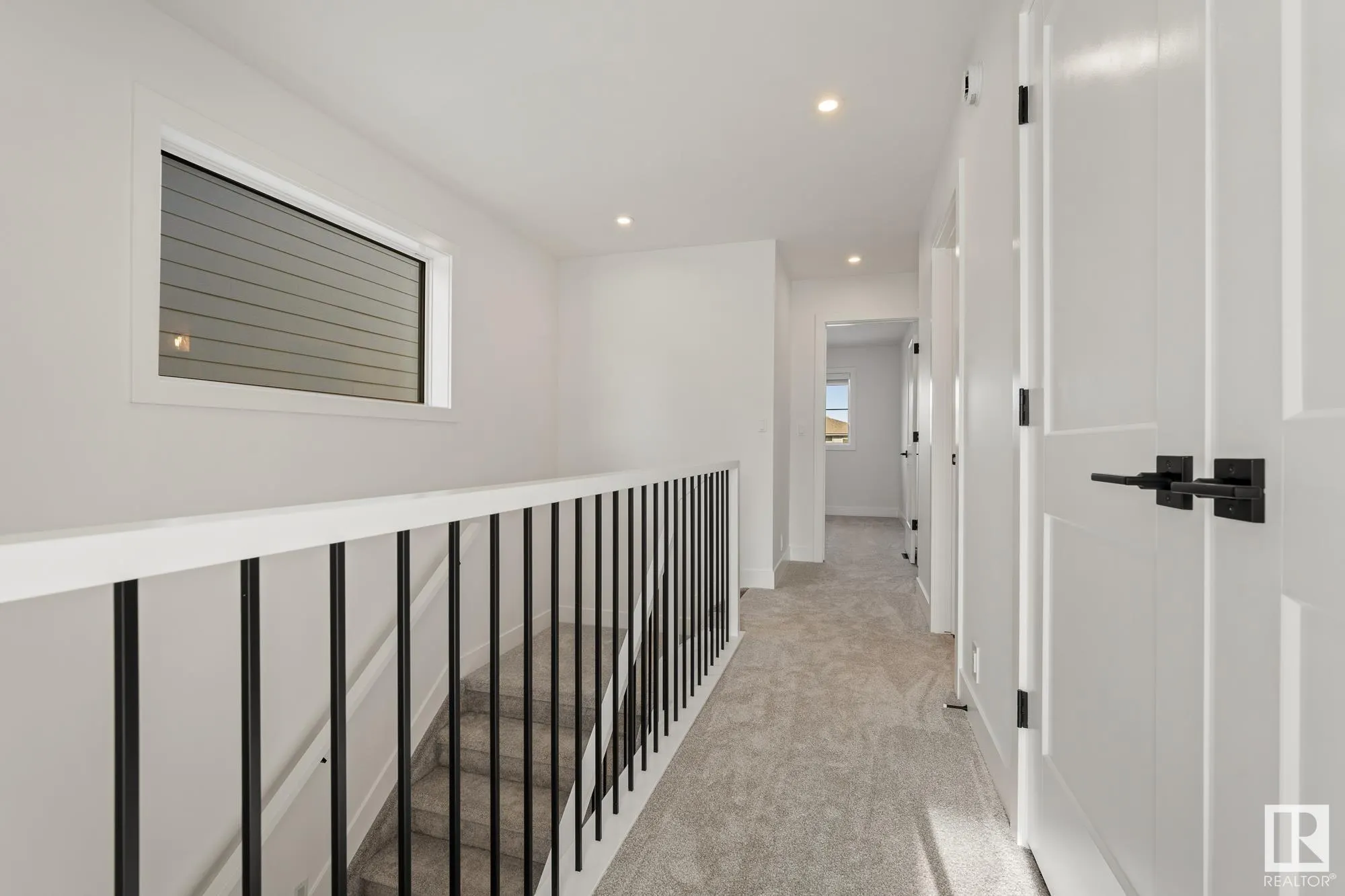 105 Newbury Ci