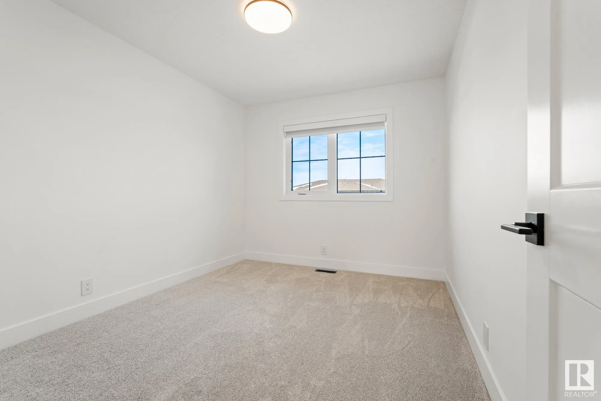 105 Newbury Ci