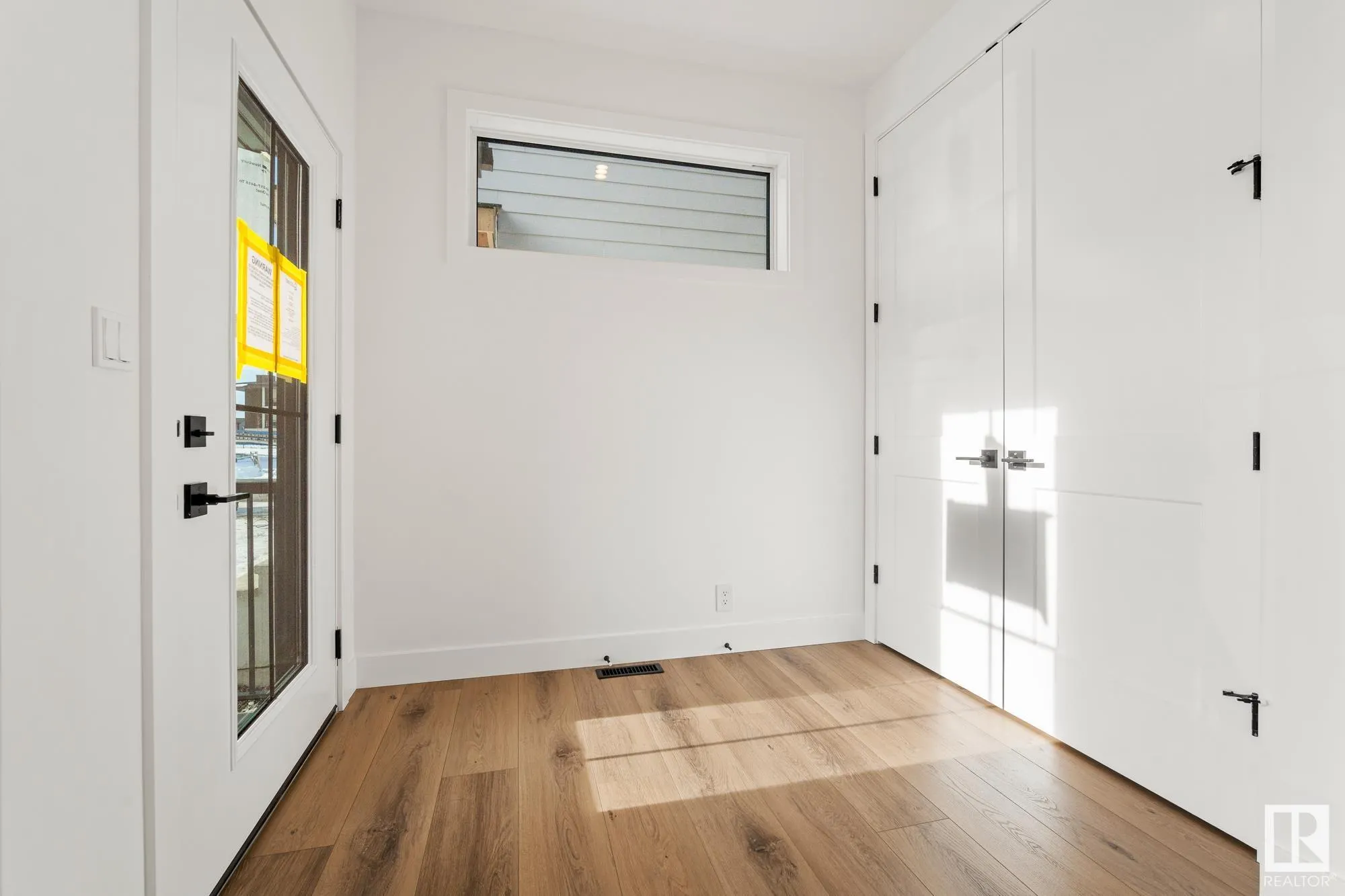 105 Newbury Ci
