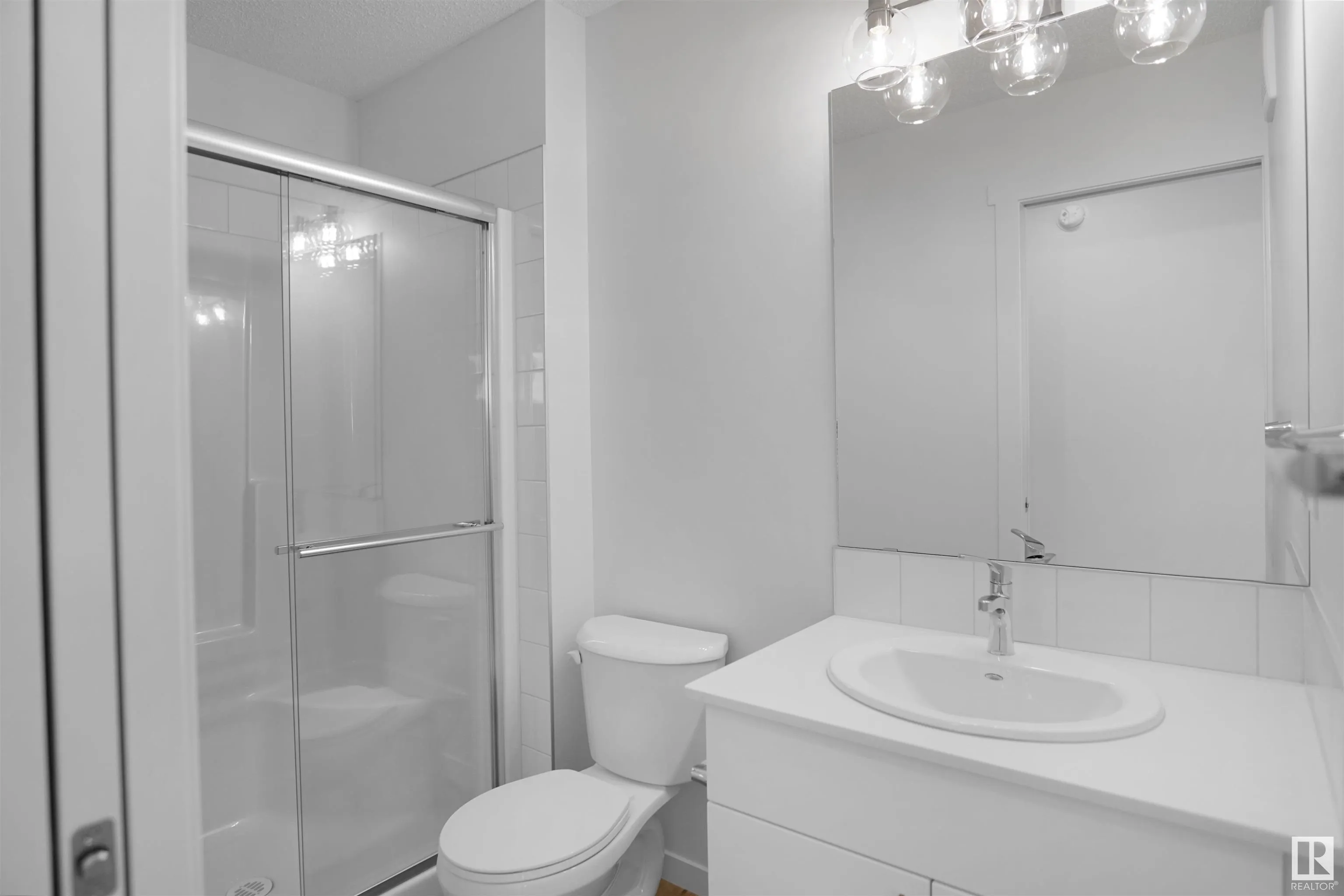 1025 Secord Promenade