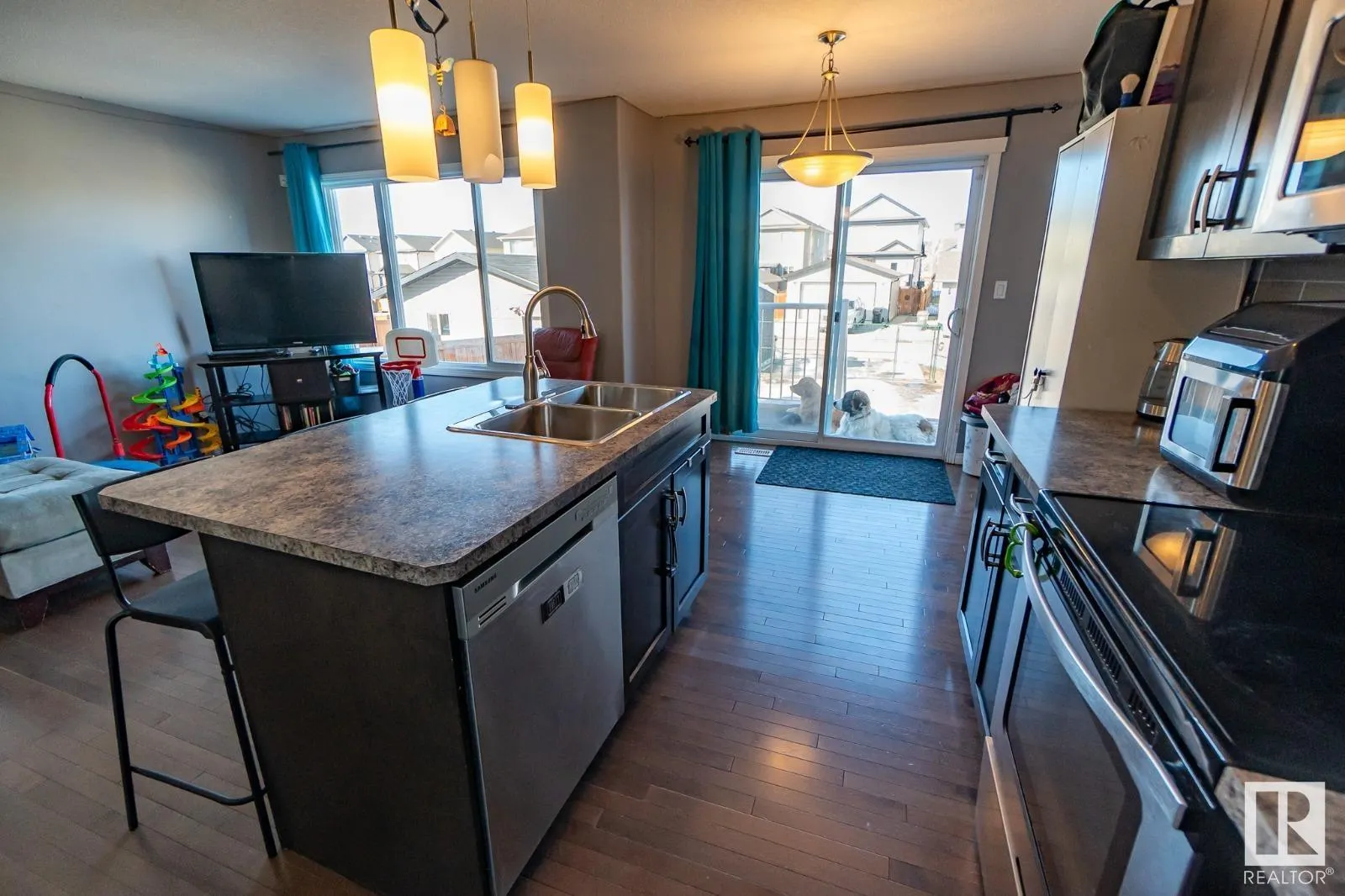 #20 Spruce Boulevard