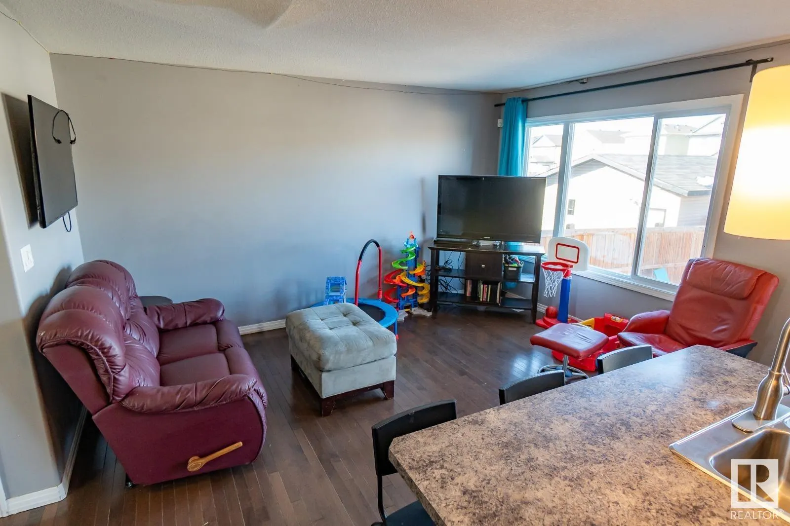 #20 Spruce Boulevard