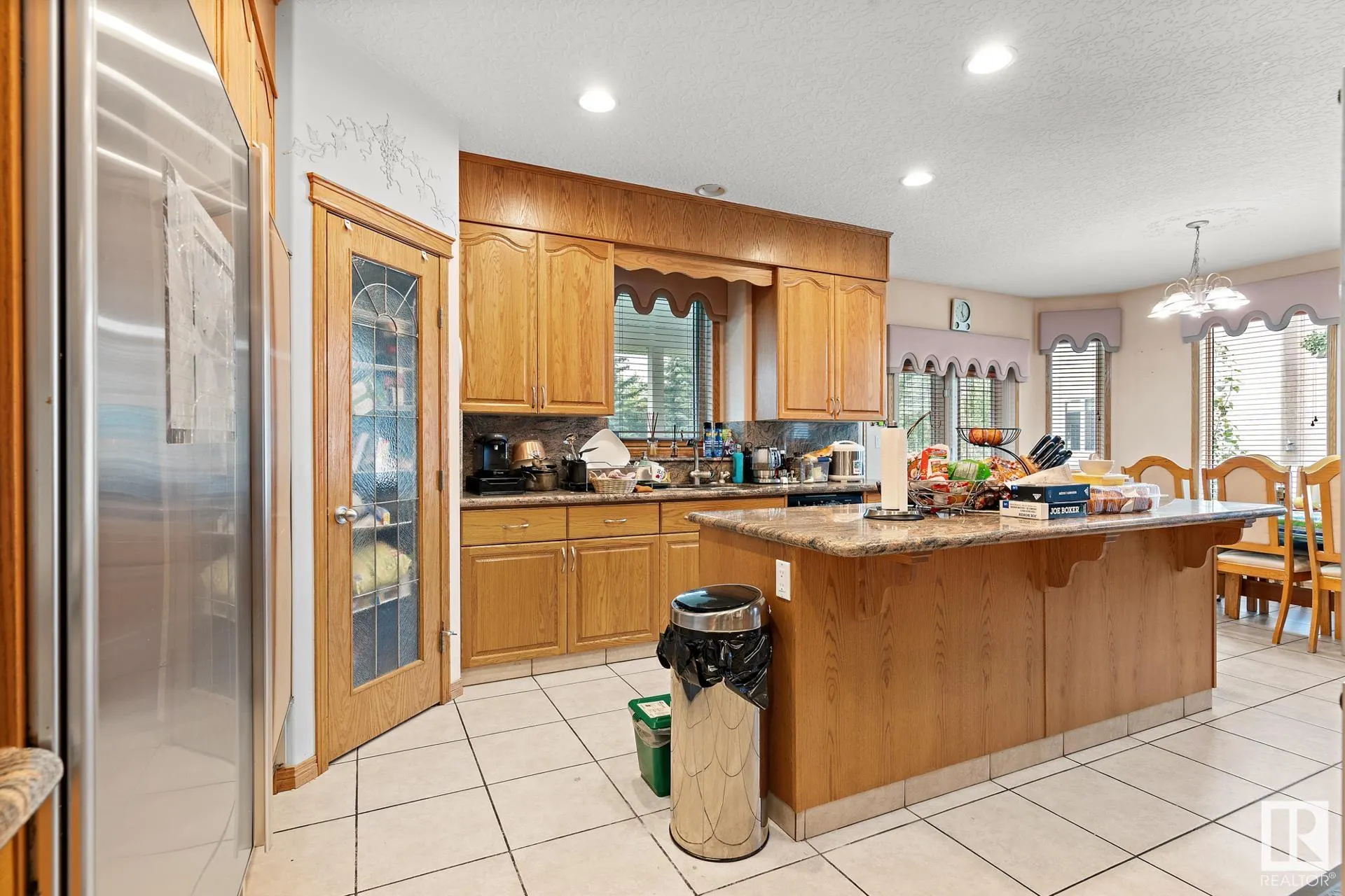285 ESTATE Drive