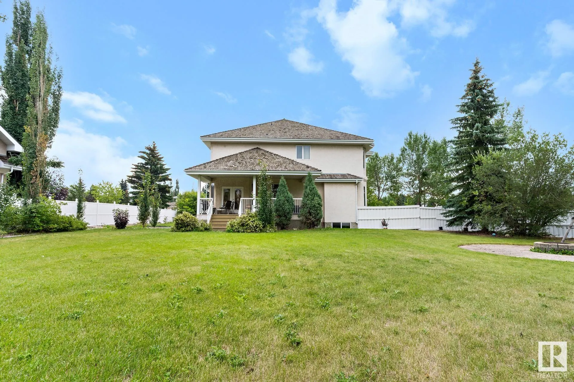 285 ESTATE Drive