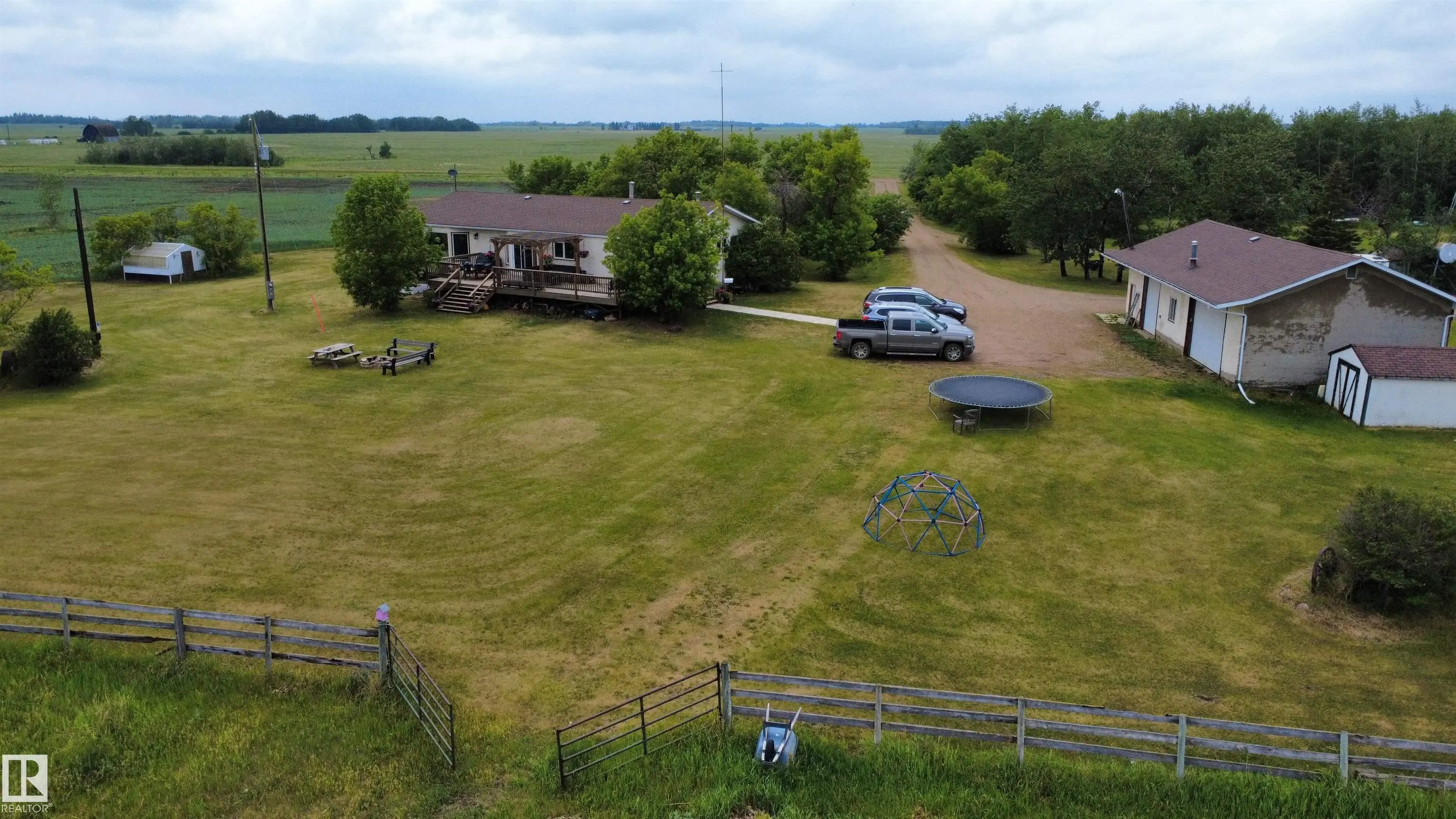 57425 RGE ROAD 222