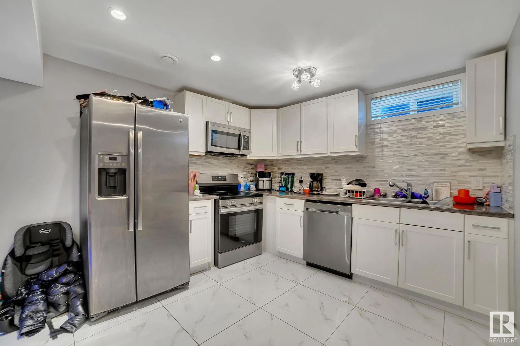 7608/7610 75 Street