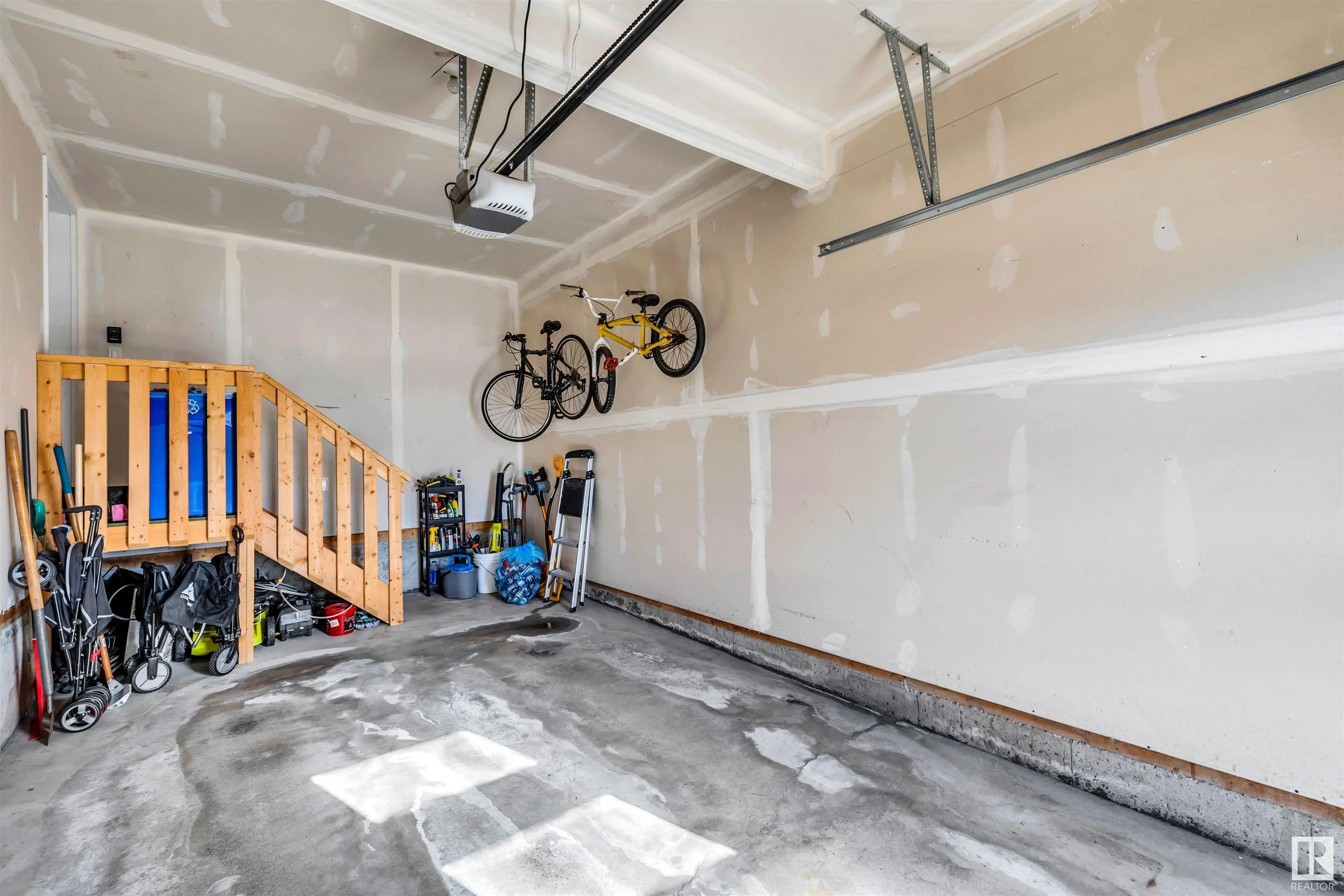 823 CAVANAGH Heath