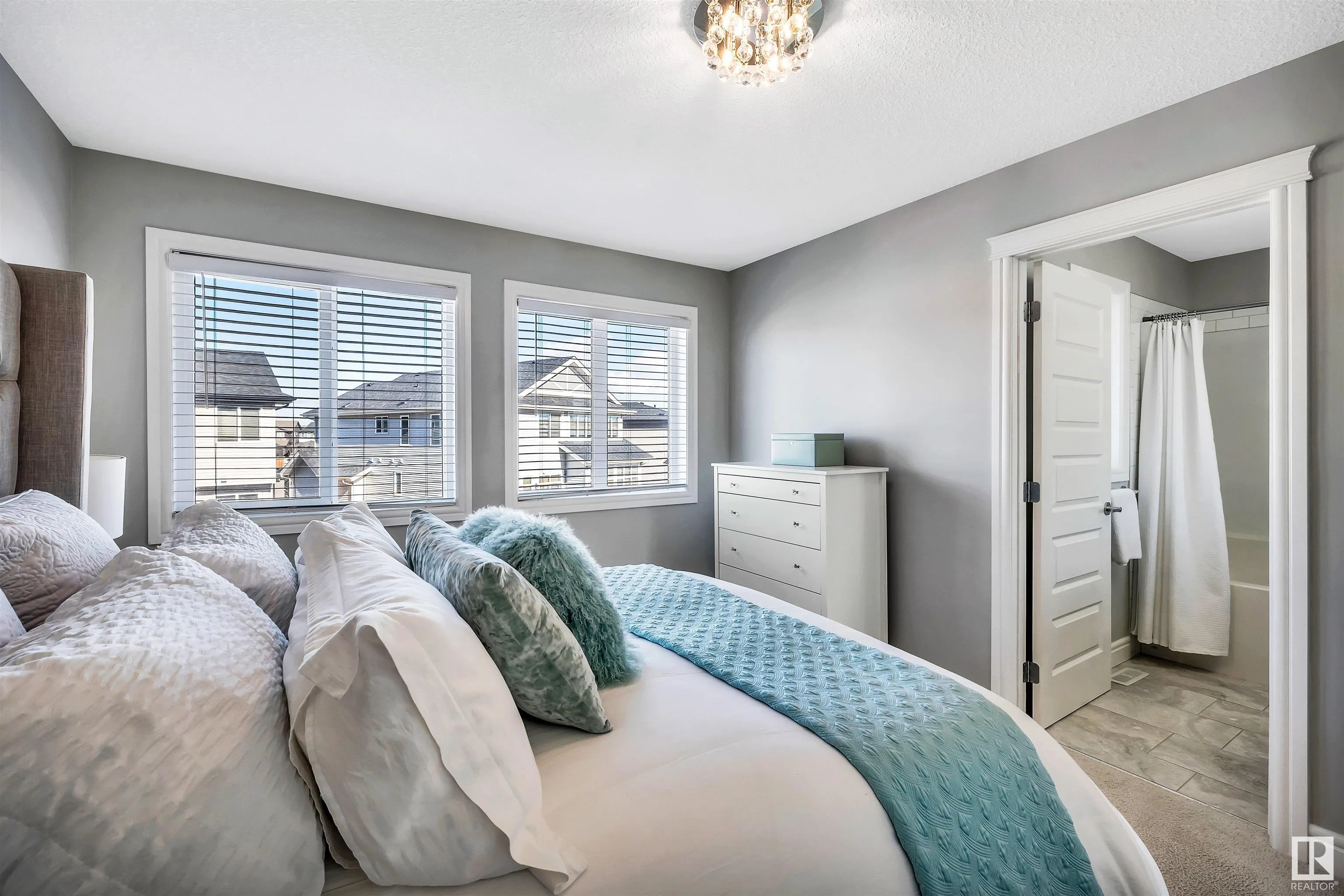 823 CAVANAGH Heath