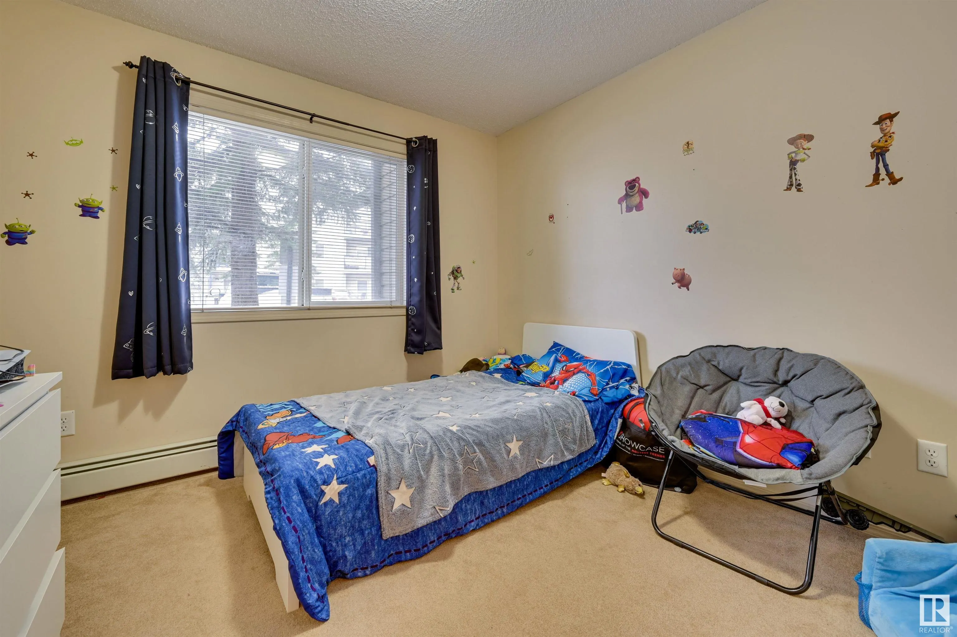 1188 HYNDMAN Road