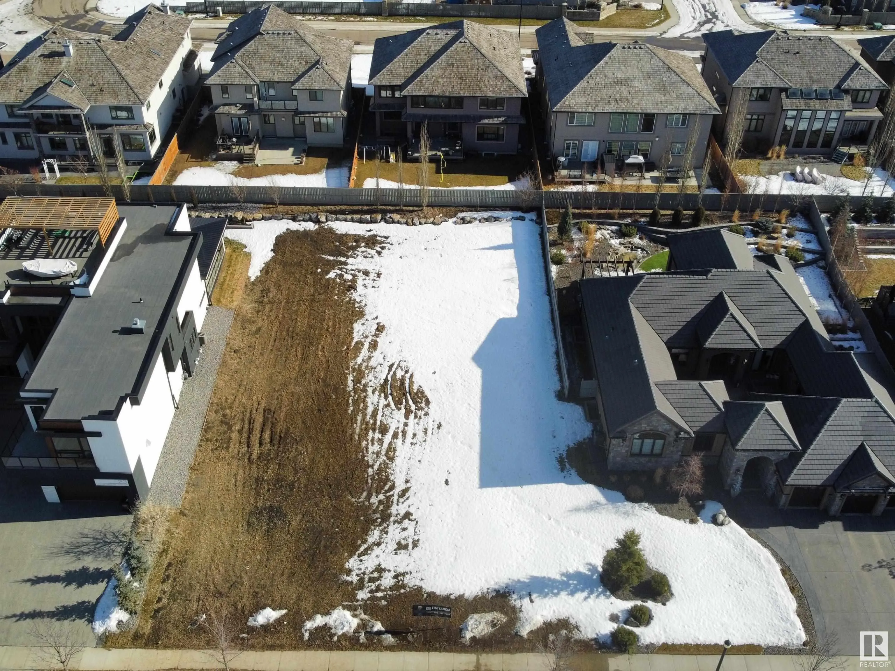 21 WINDERMERE Drive