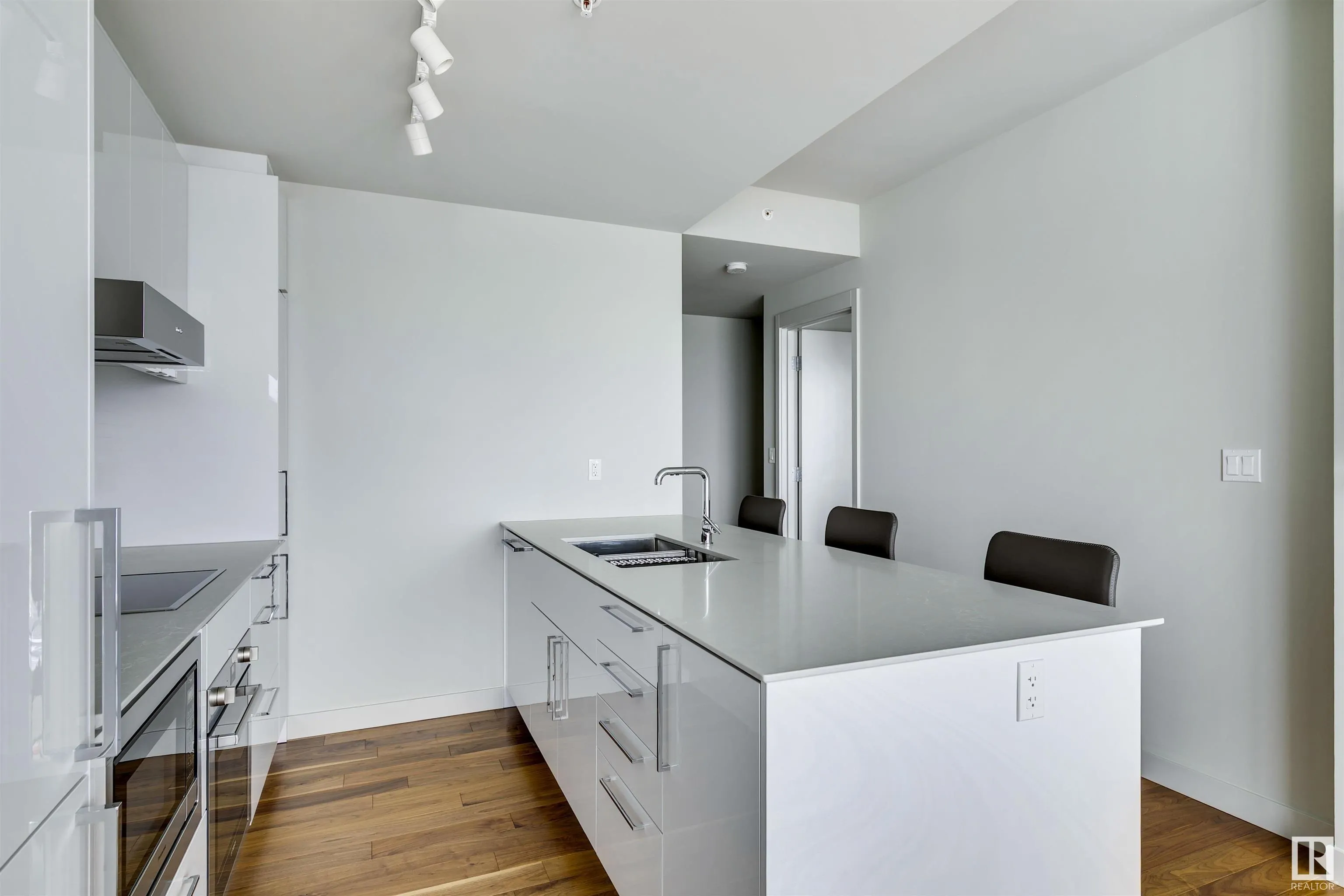 10360 102 Street