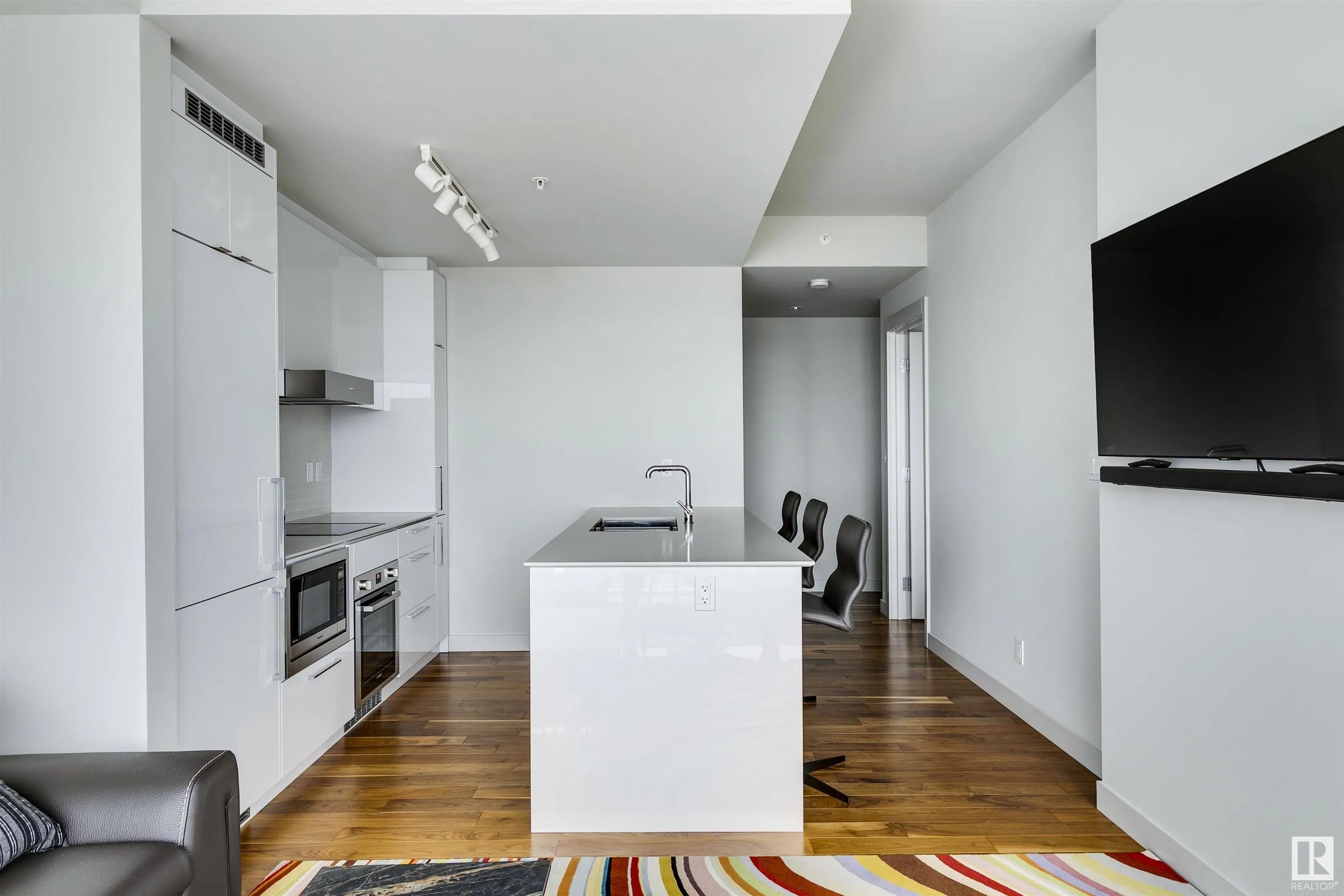 10360 102 Street