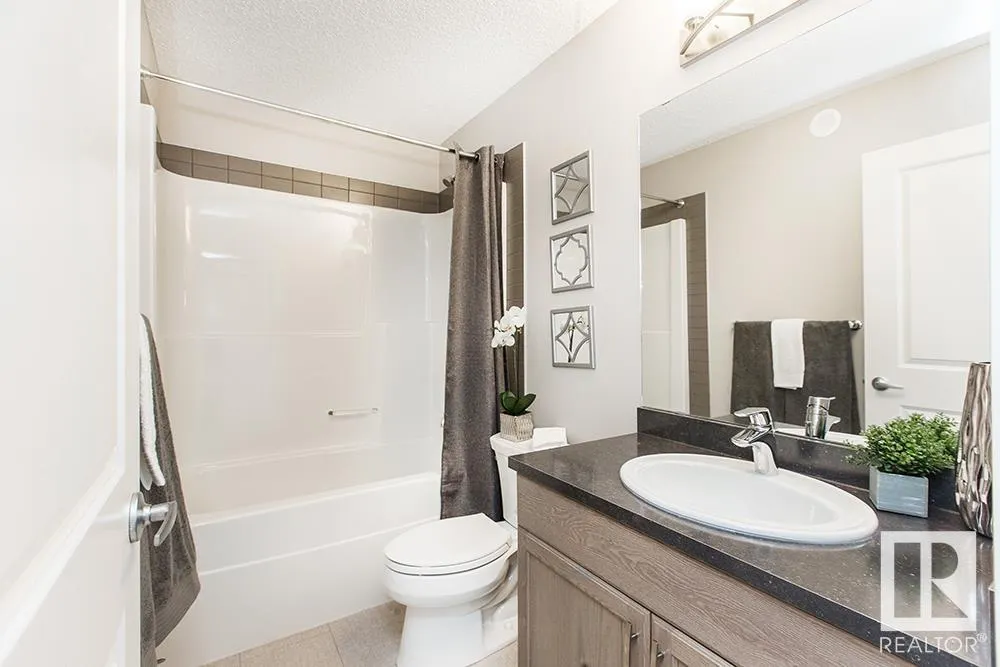 175 Savoy Crescent