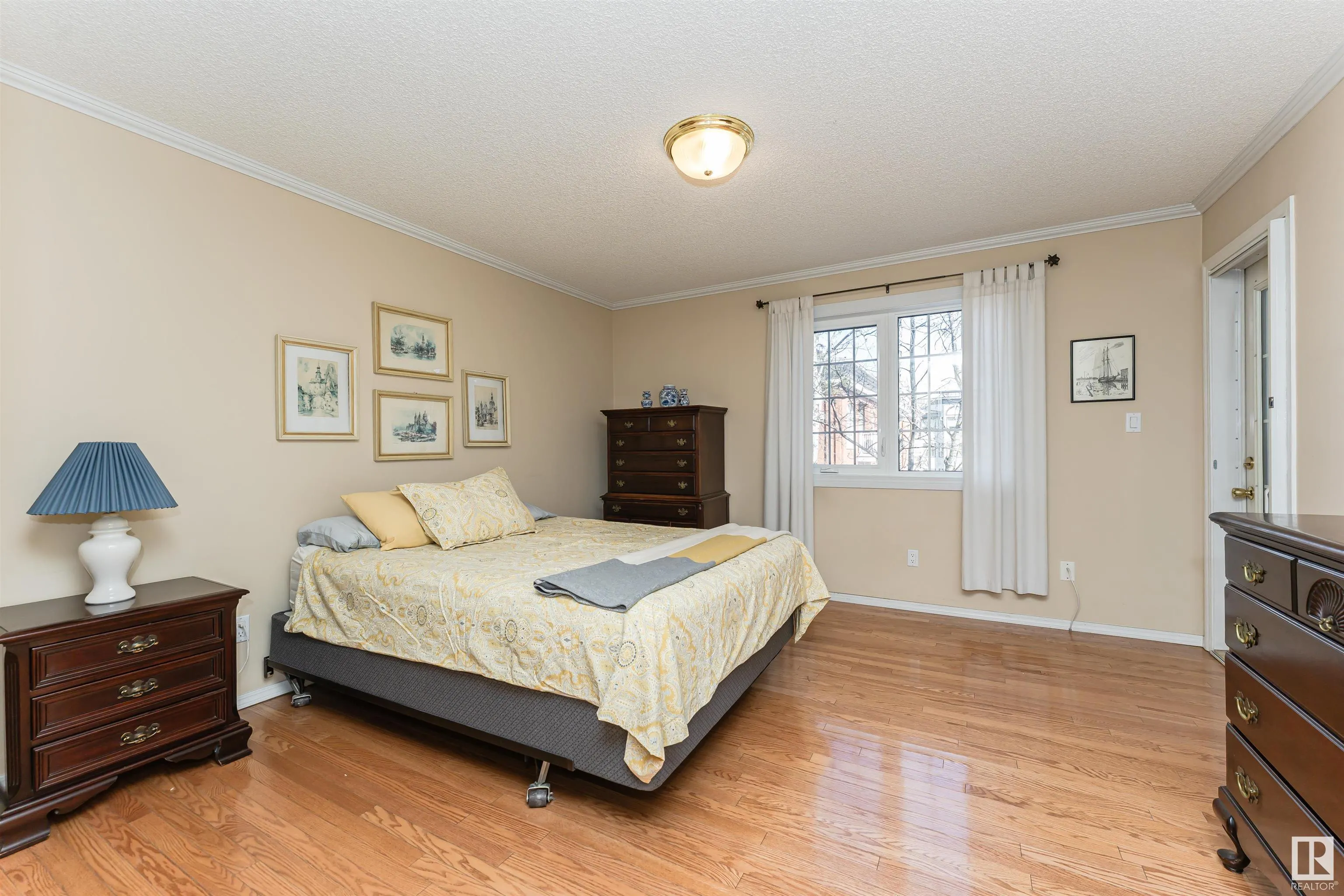 37 Sir Winston Churchill Avenue