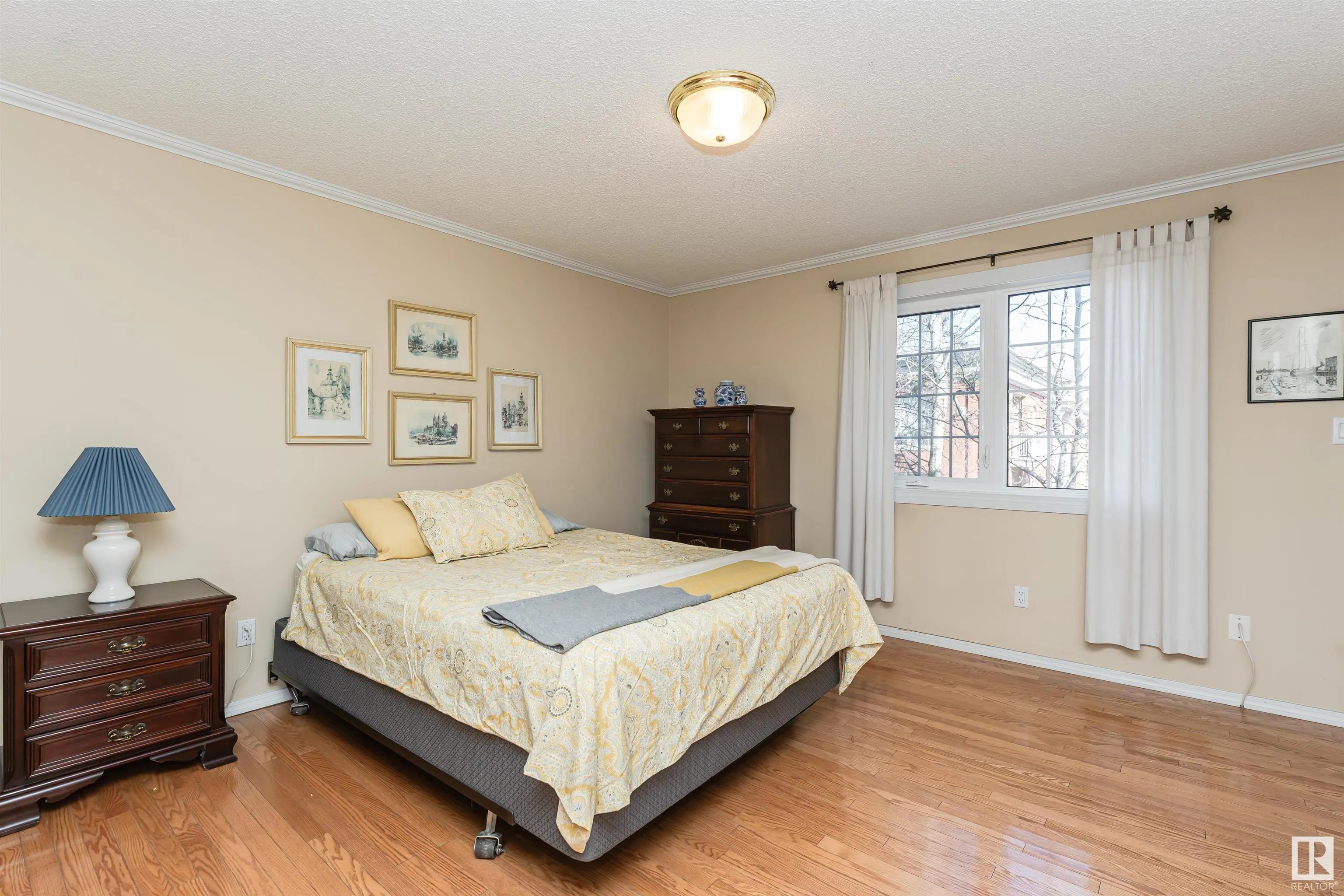 37 Sir Winston Churchill Avenue